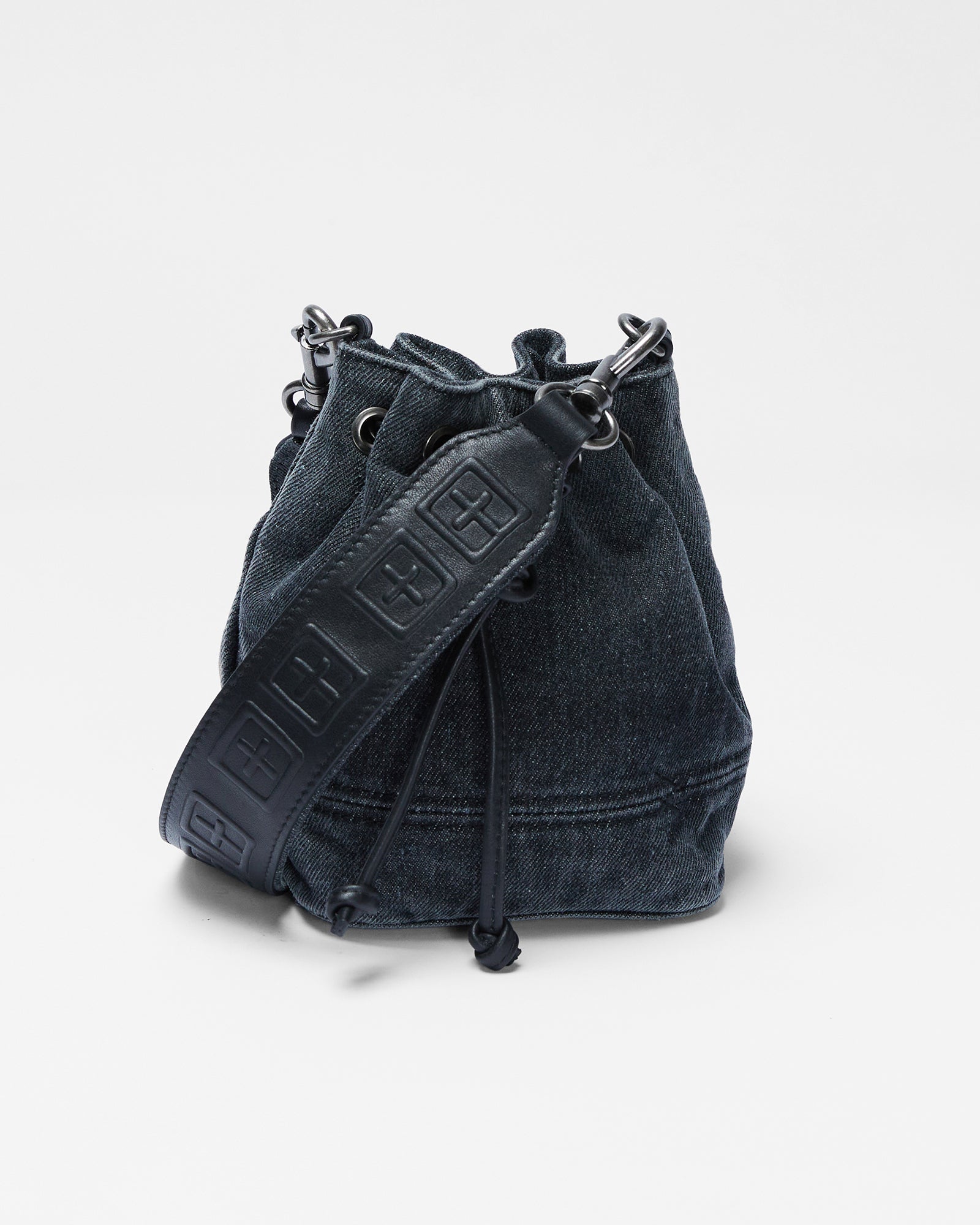 BOX CROSS BUCKET BAG ANGST - Image 5