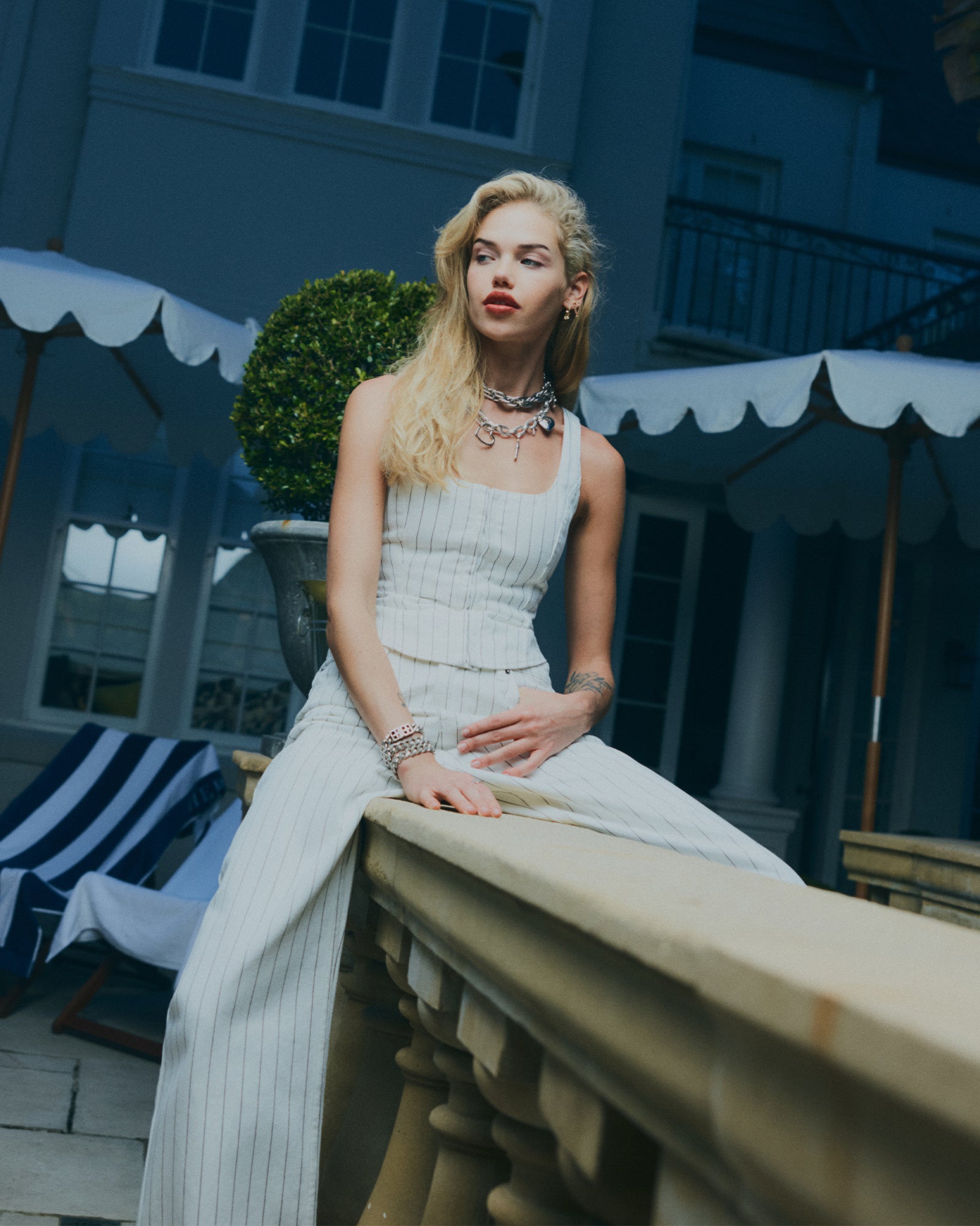 GIGI BUSTIER PROPHETIK - Image 2