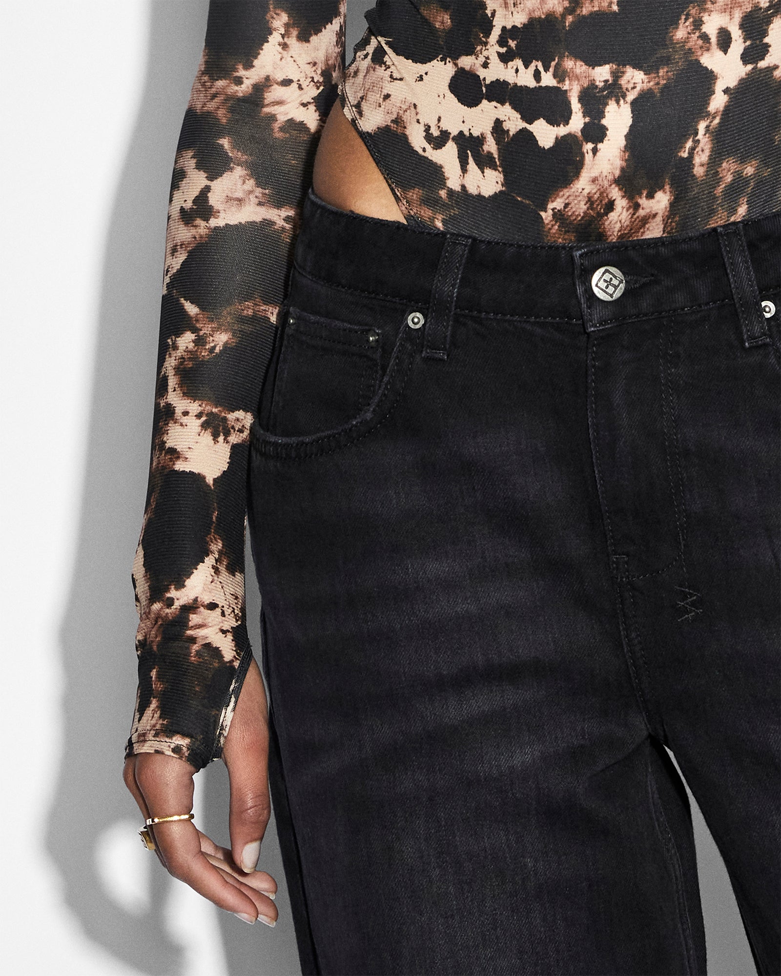 KHAOS BOLERO - Image 4