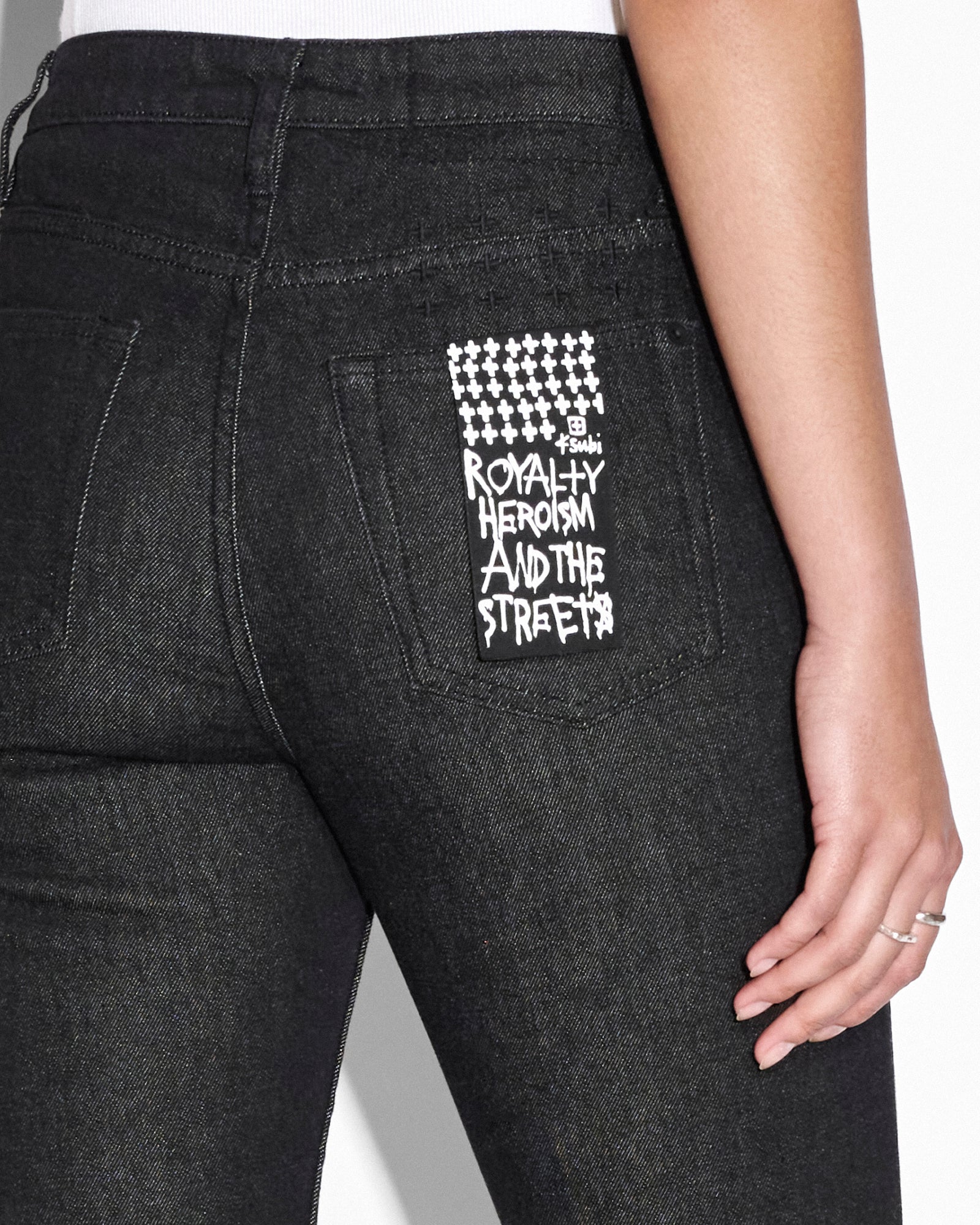 SOHO EBONY LACED - Image 6