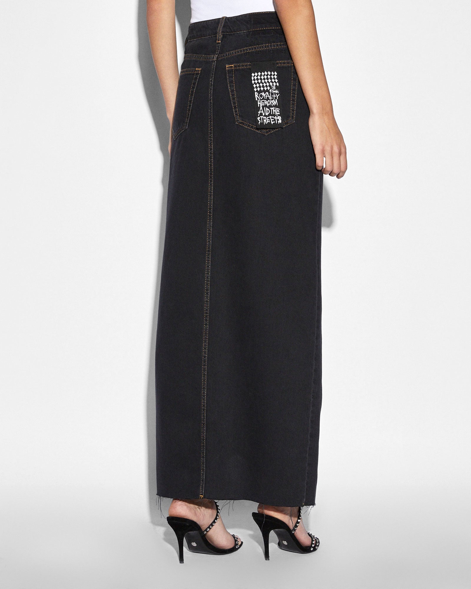 KARA MAXI SKIRT PITCH - Image 3
