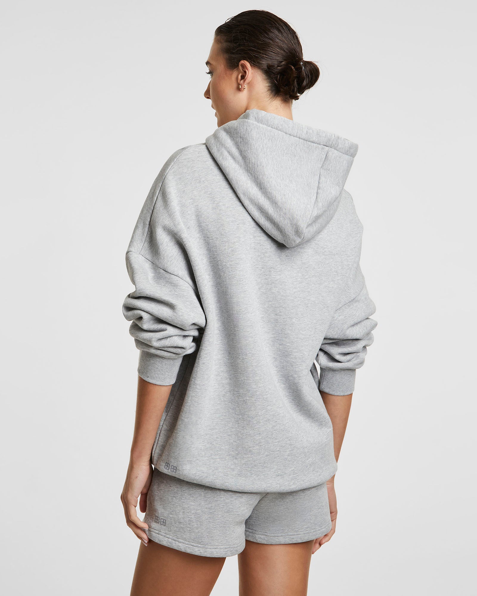 3X4-GREY_4621_2048x.jpg