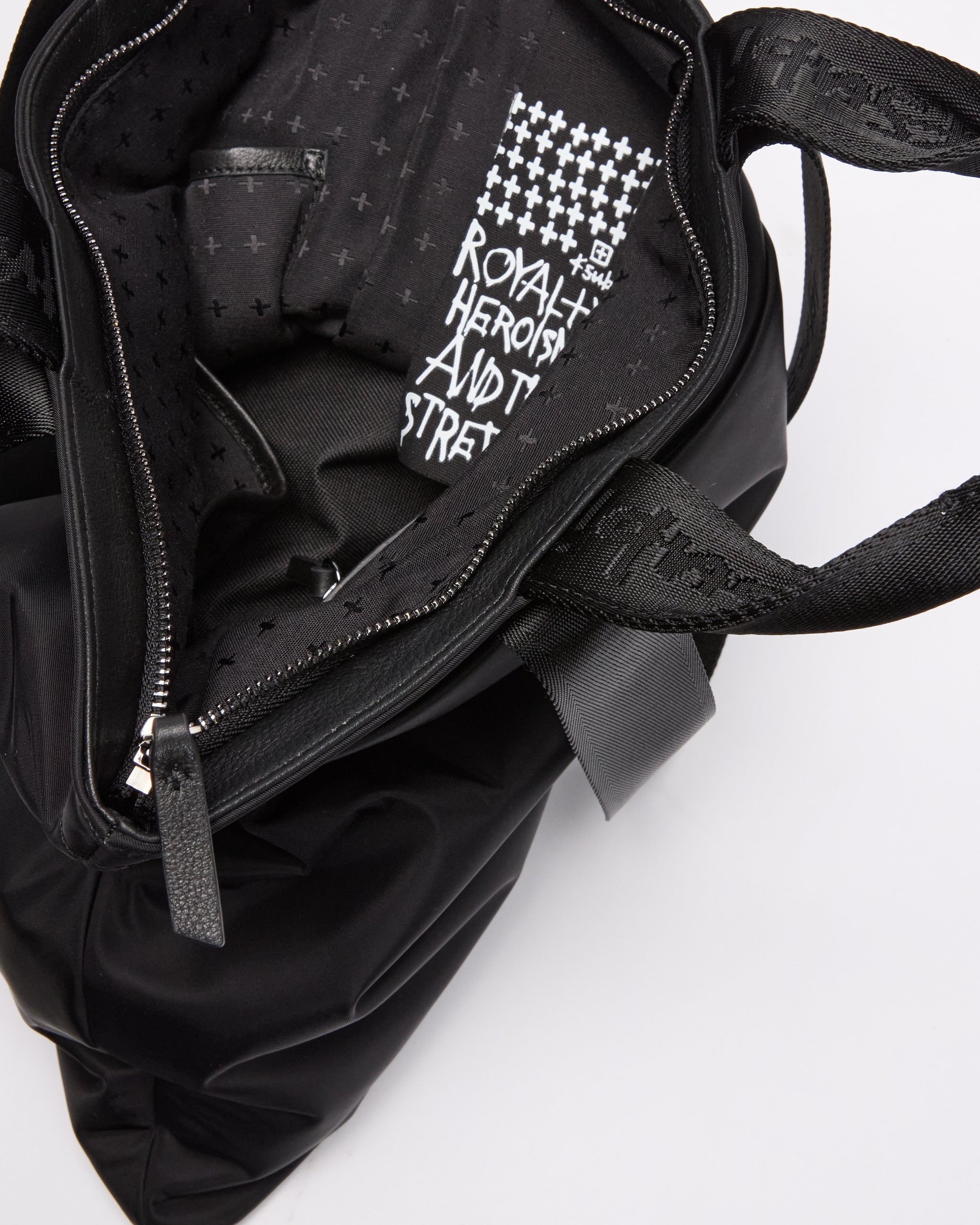 BAG1999TOTE_346_2048x.jpg