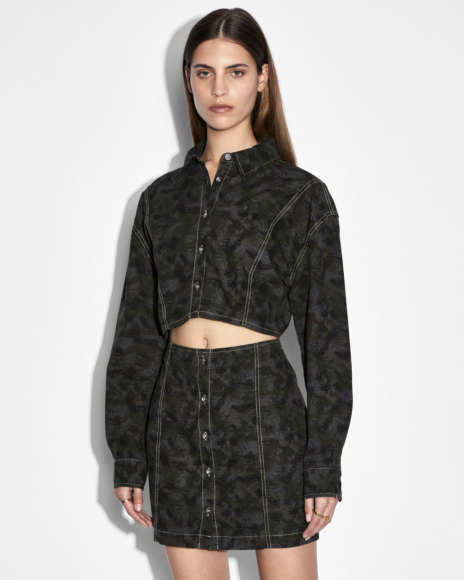 DRESS_CUTOUT_SHIRT_CAMO_3483_2048x.jpg