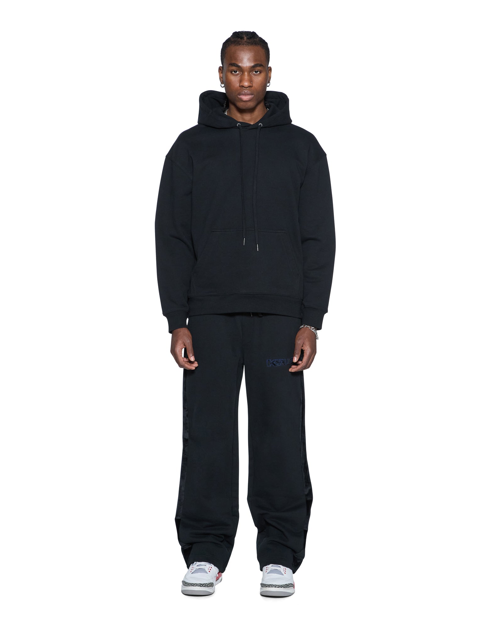 FLEECE_4X4REVAMPBIGGIEHOODIEBLACK_676_2048x.jpg