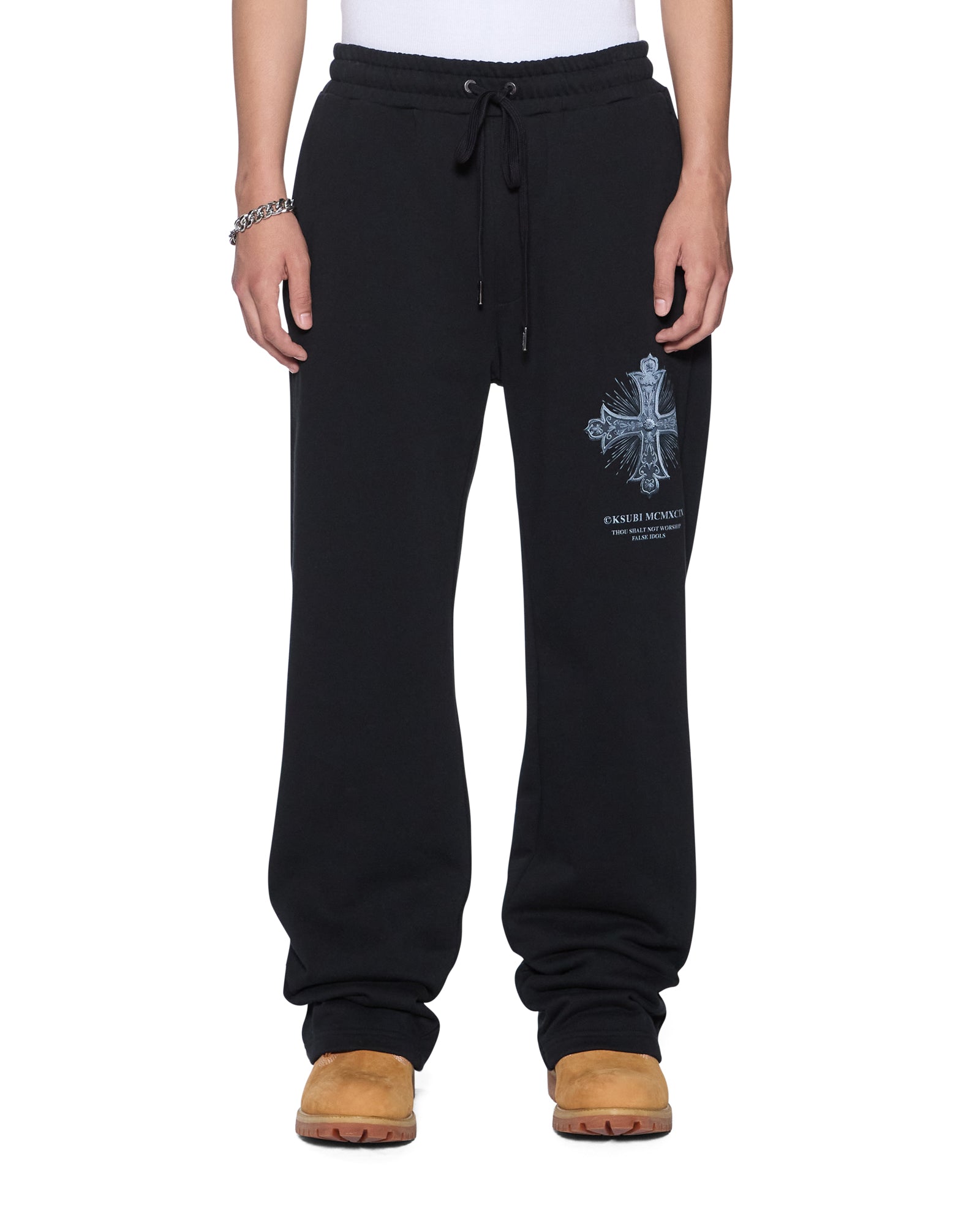 FLEECE_FALSEIDOLSEKCESSZIPHOODIEJETBLACK_401_db11059c-0333-445f-b1ac-1f0ef1f058cc_2048x.jpg