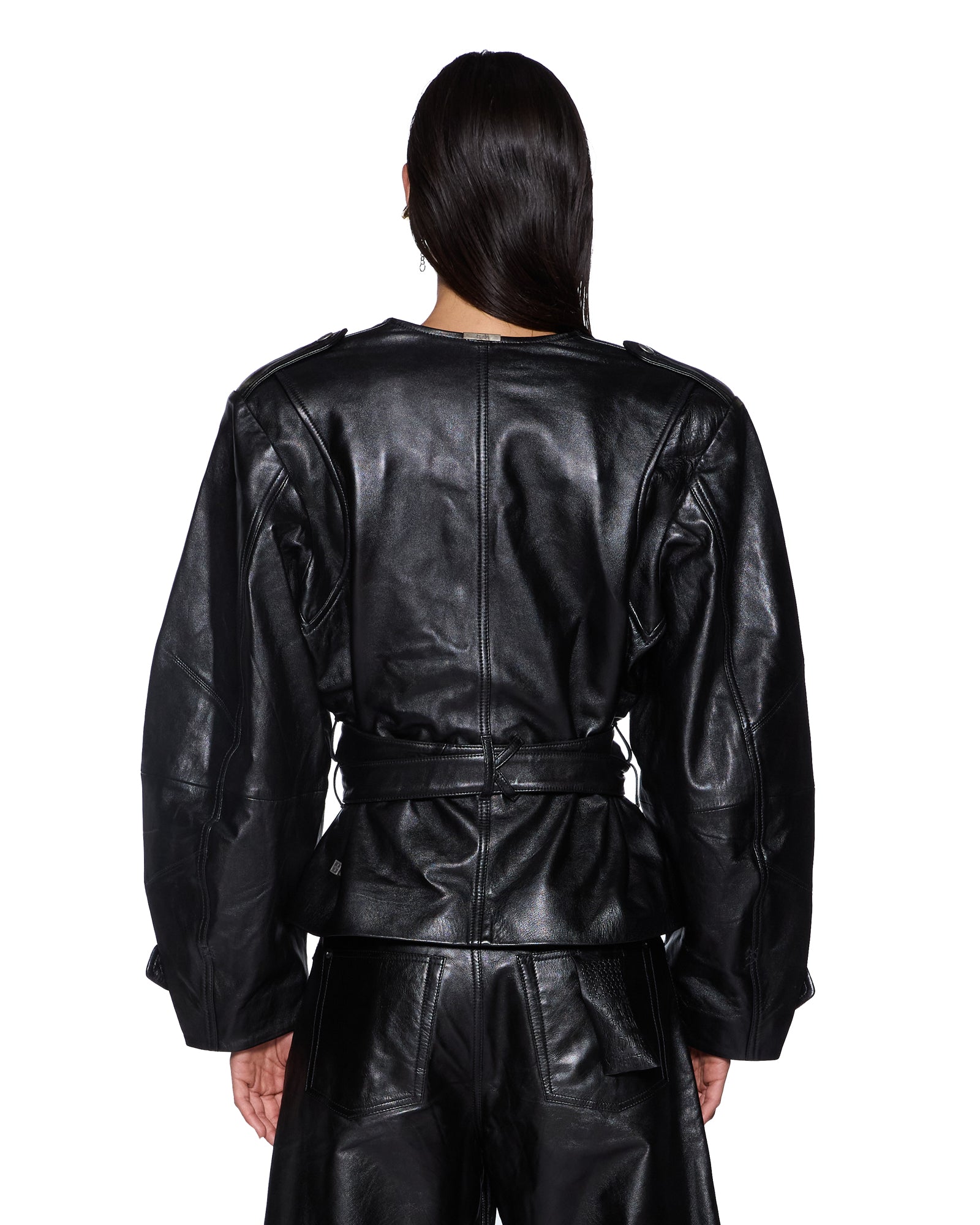 JACKETS_BARRELJACKETBLACK_659_2048x.jpg