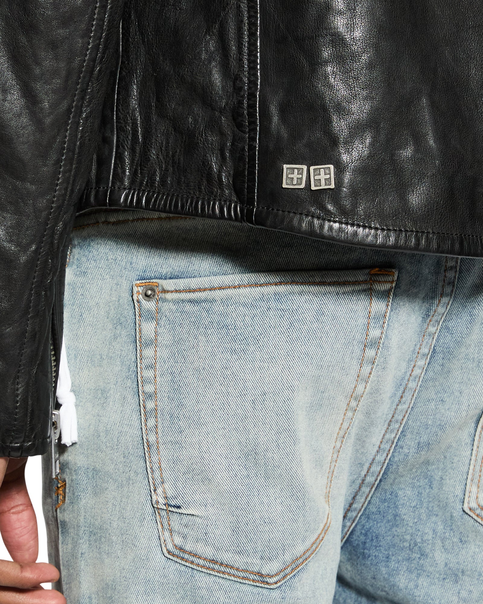 JACKETS_CAPITOLLEATHERJACKETBLACK_635_2048x.jpg