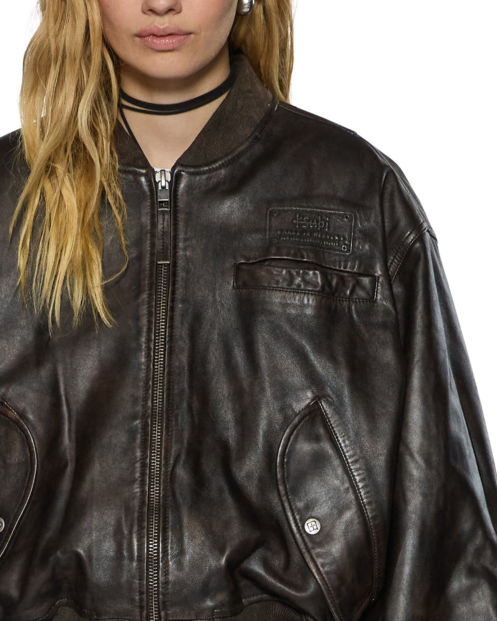 JACKET_ALPHACROPBOMBERWORNBLACK_986_2048x.jpg