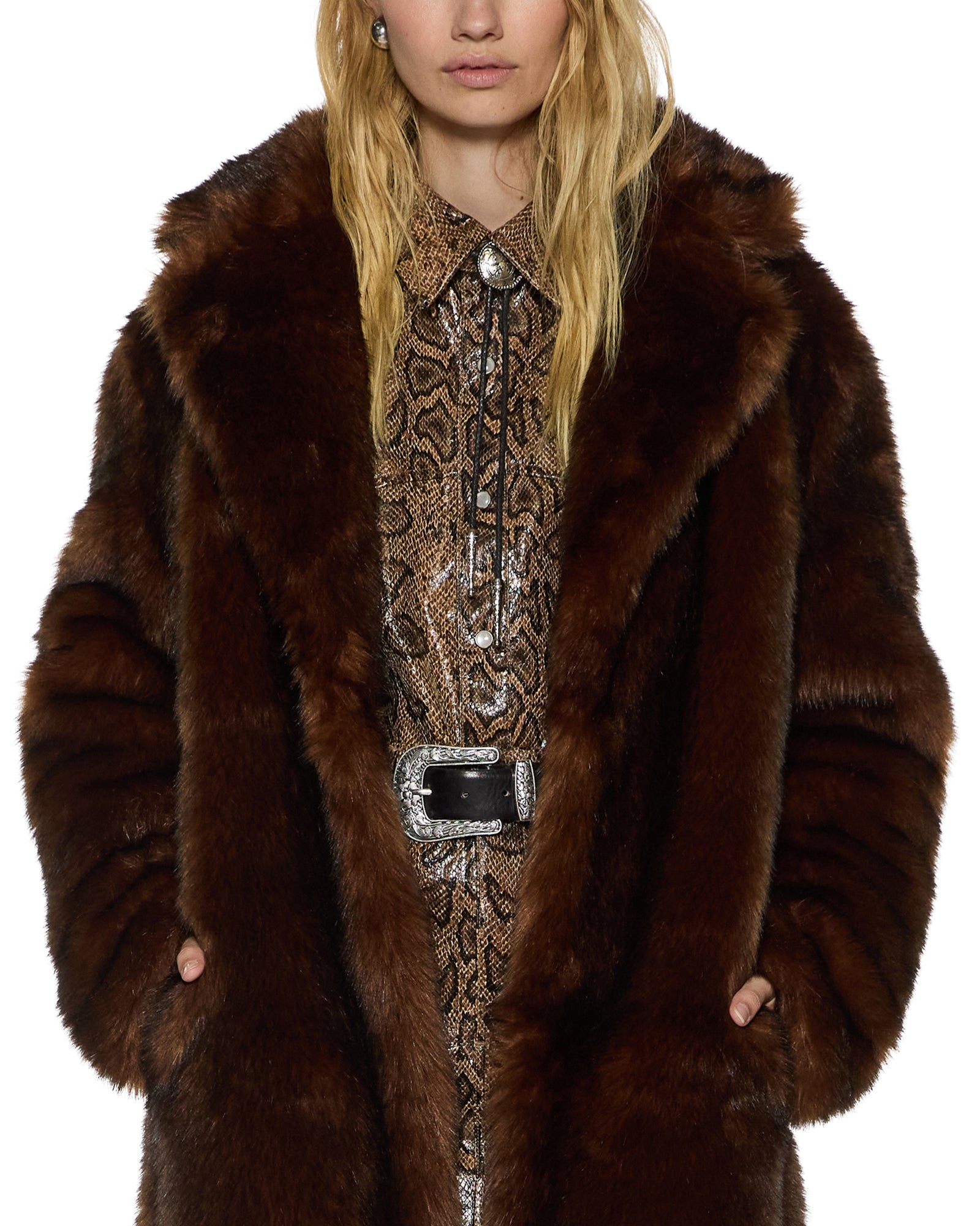 JACKET_FUR_1209_2048x.jpg