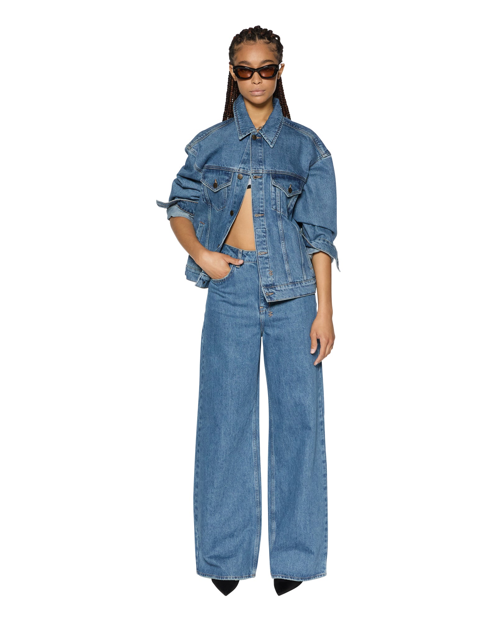 JACKET_HERITIAGE_1340_2048x.jpg