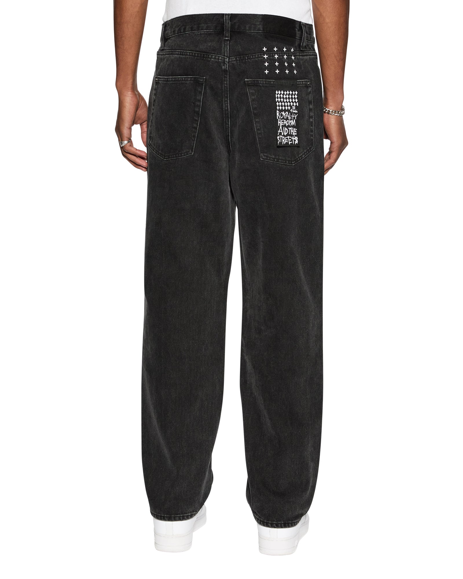 JEANS_ANTIKNOIR_570_2048x.jpg