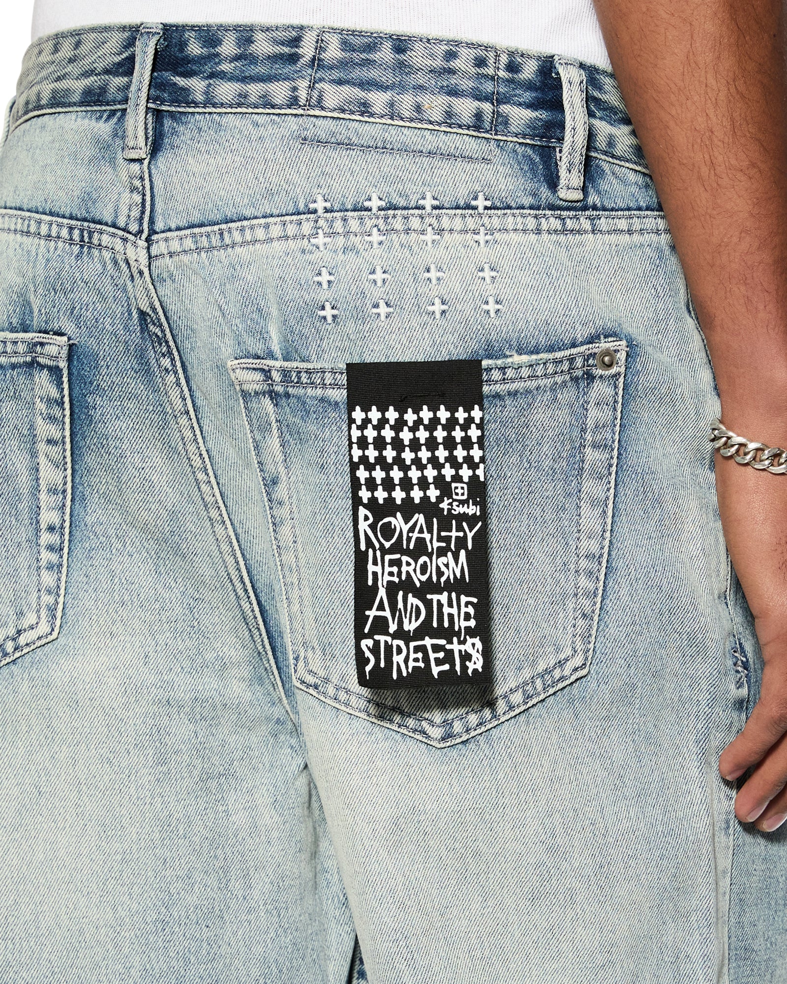 JEANS_ANTIKPUNKBLUE_463_2048x.jpg