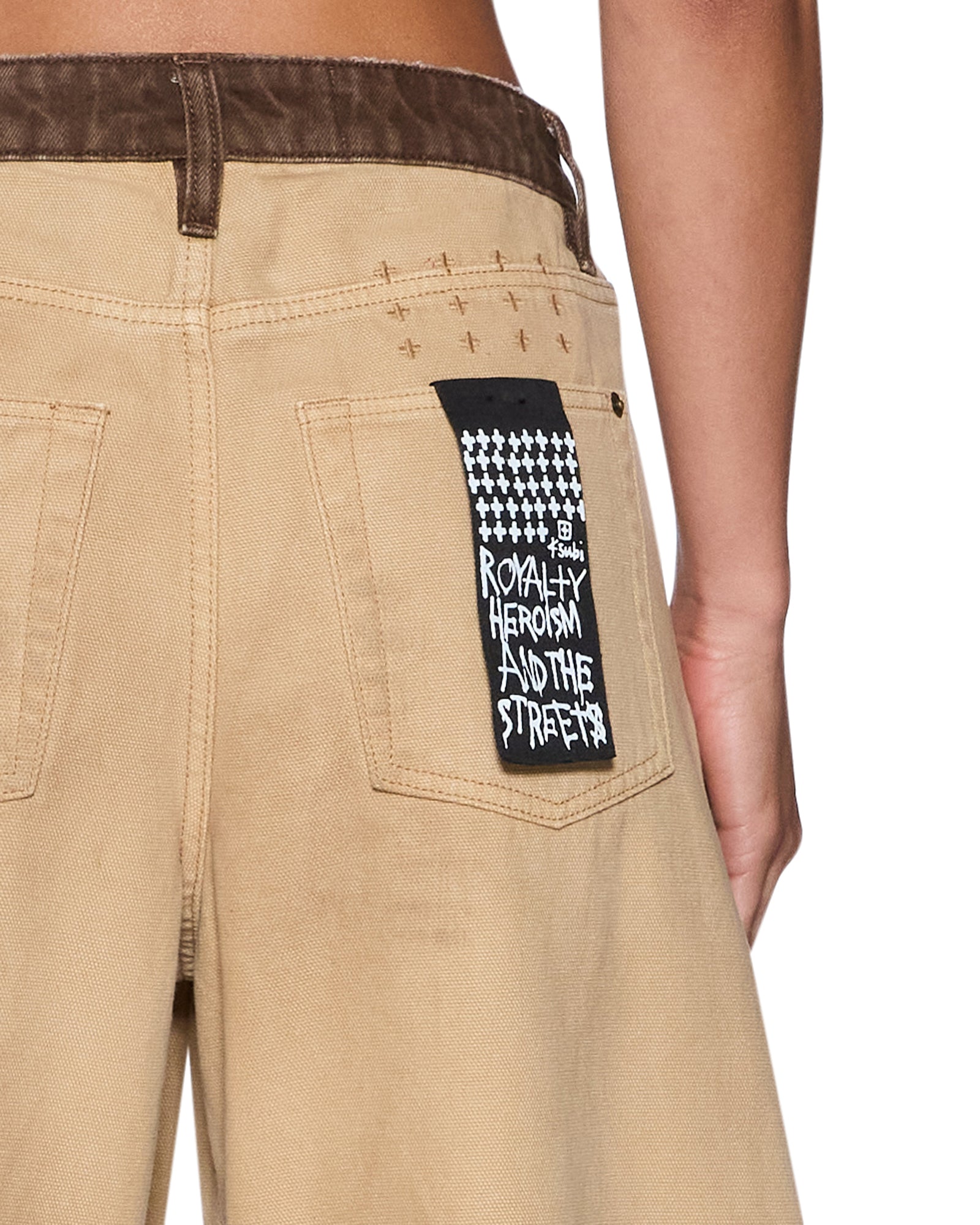 JEANS_BARRELJEANCARPENTERJEANSIERRATAN_083_2048x.jpg