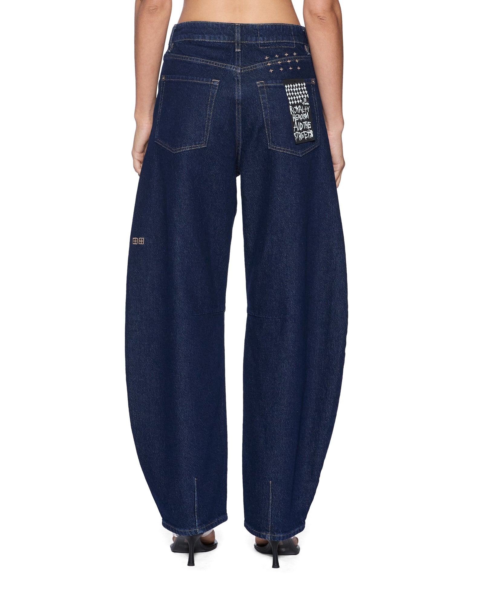 JEANS_BARRELJEANORIGINALRINSE_407_2048x.jpg