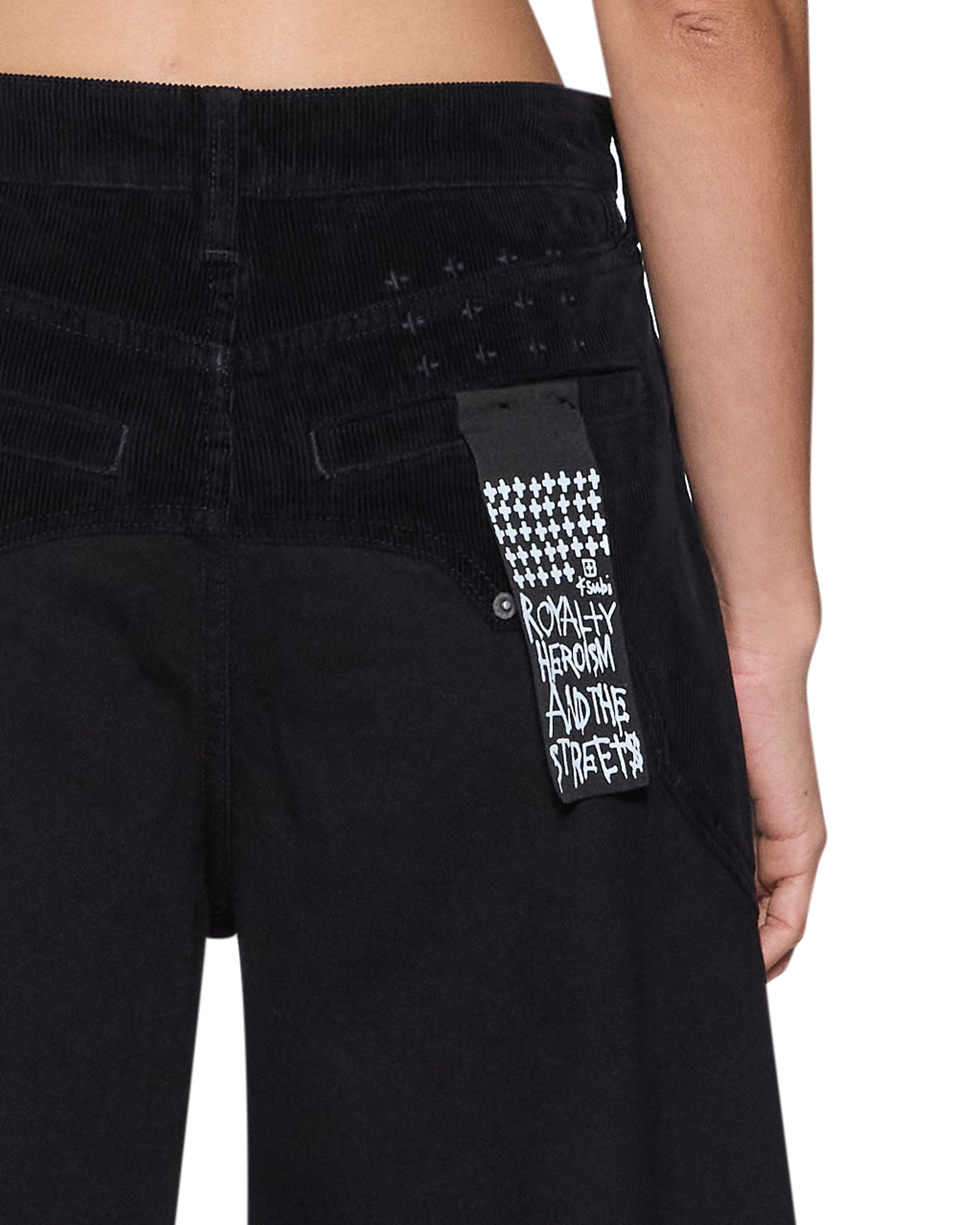 JEANS_BARRELJEANSALOONBLACK_6981_2048x.jpg