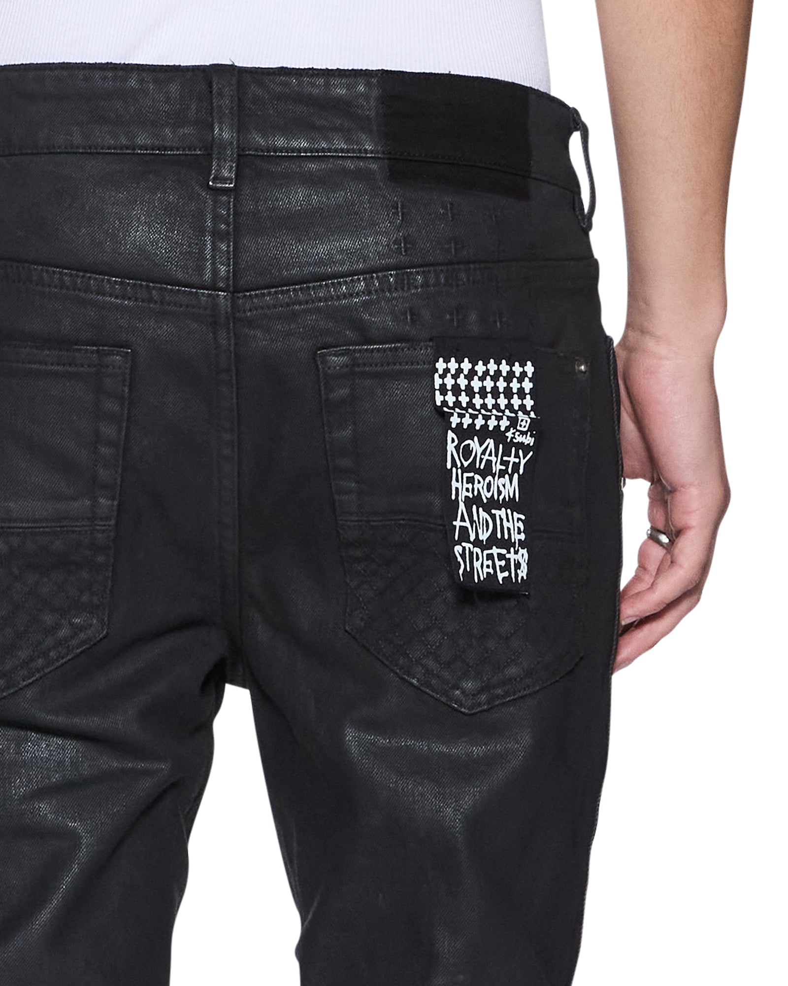 JEANS_BRONKOBACKSTAGEBLACKSTUDDED_486_2048x.jpg