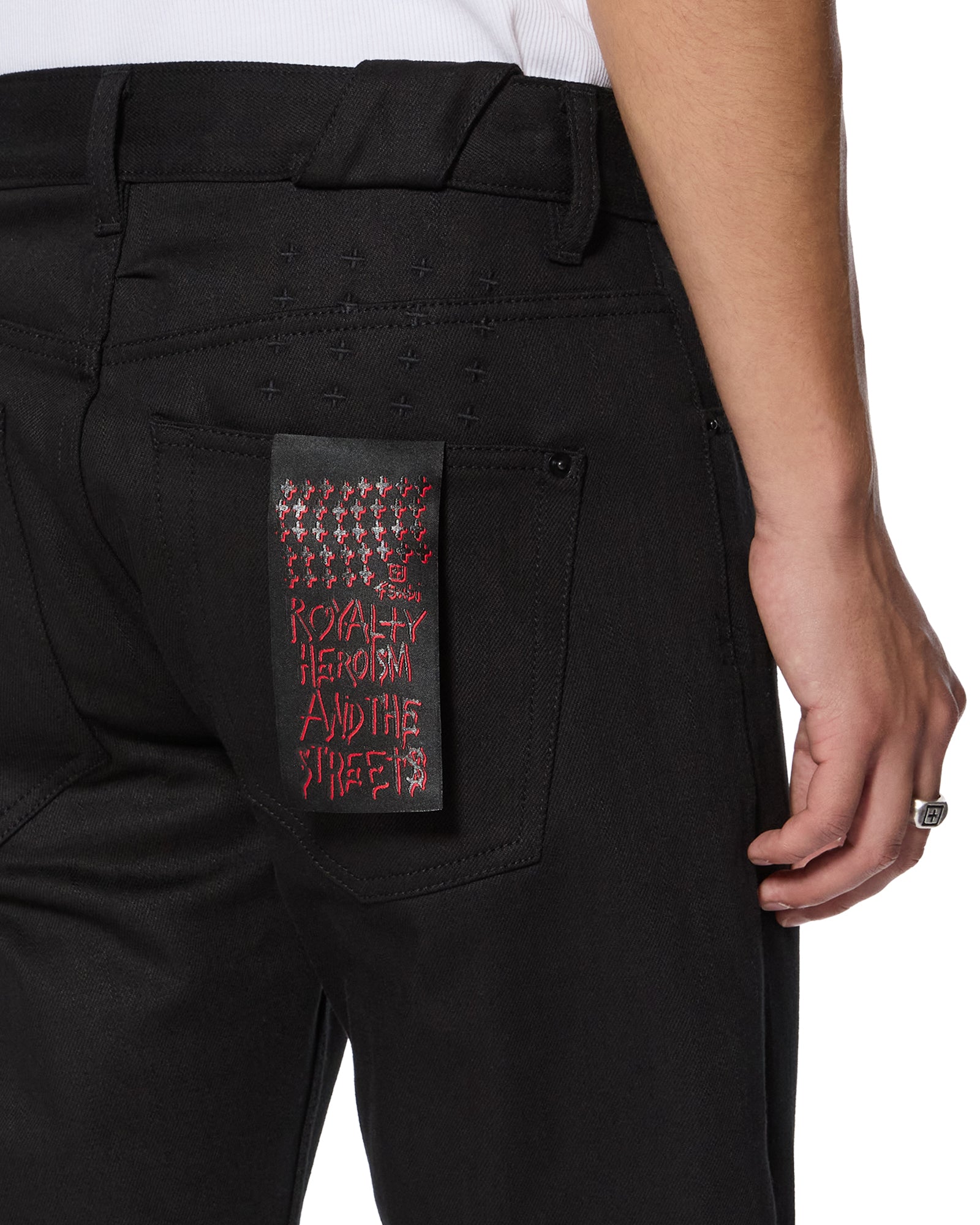 JEANS_CHITCHRAWBLACK_1738_2048x.jpg