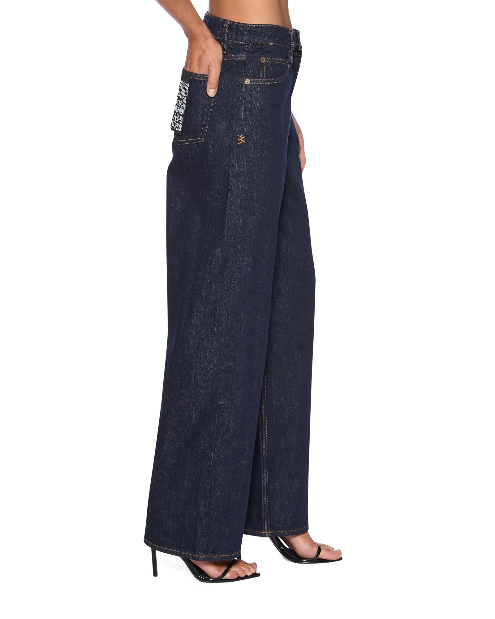JEANS_EMPIREJEANORIGINAL_290_a48a1ea5-876e-4cf0-beed-36512fc1fc3e_2048x.jpg