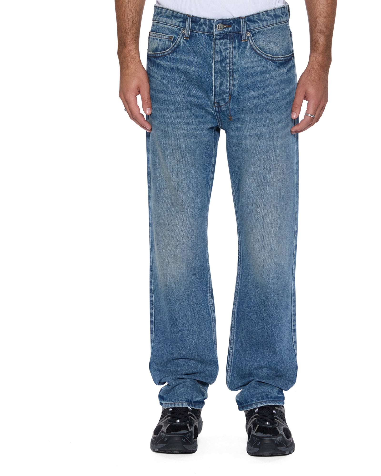 JEANS_HAZLOWROADHOUSEREPAIR_1692_2048x.jpg