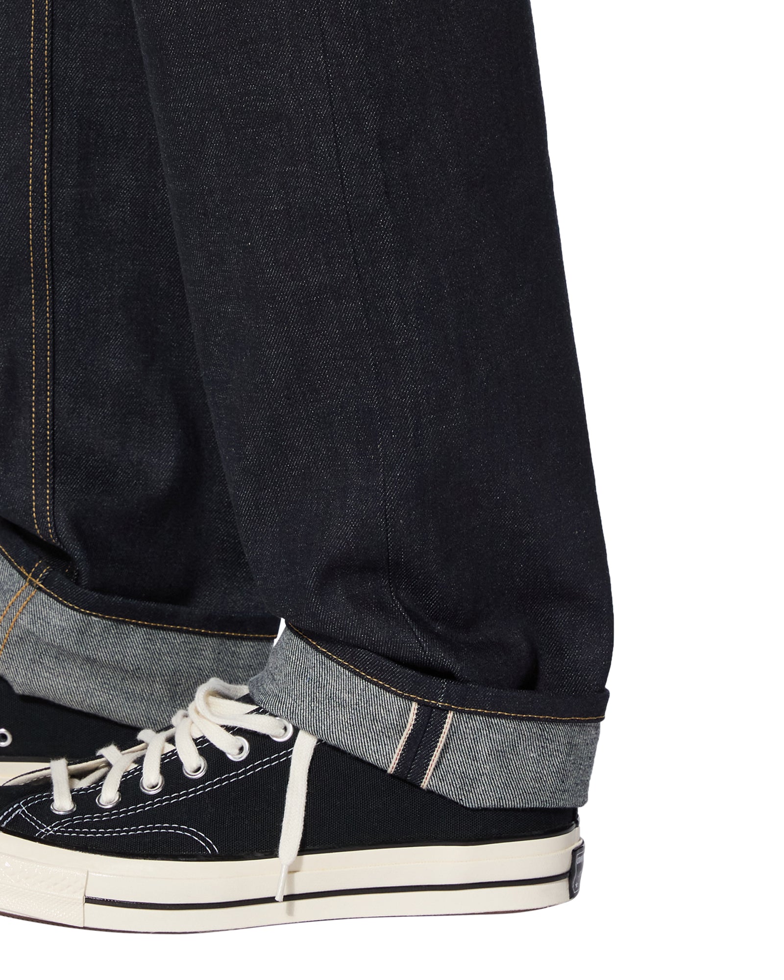 JEANS_HAZLOWSELVEDGERAW_1803_2048x.jpg