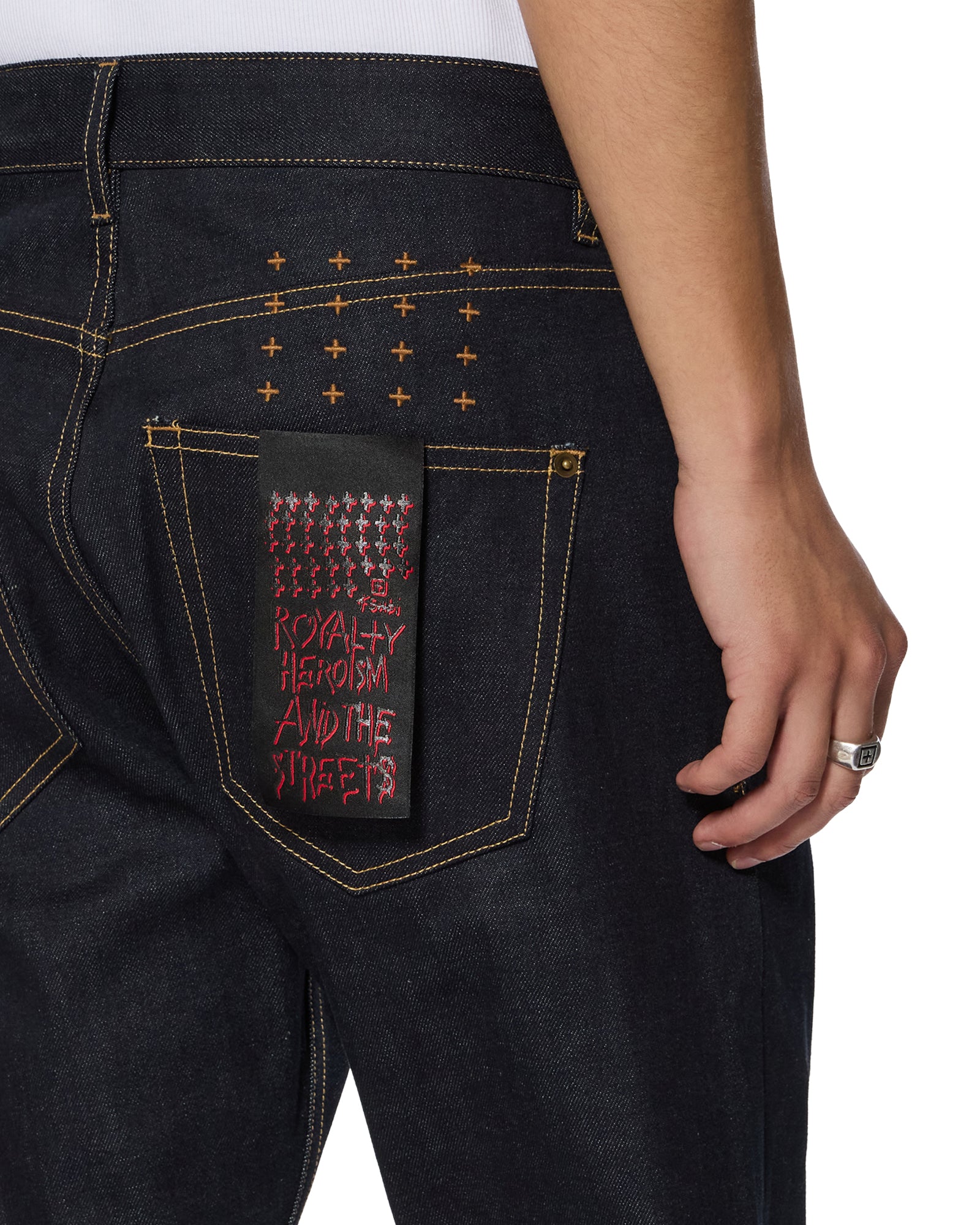 JEANS_HAZLOWSELVEDGERAW_1811_2048x.jpg