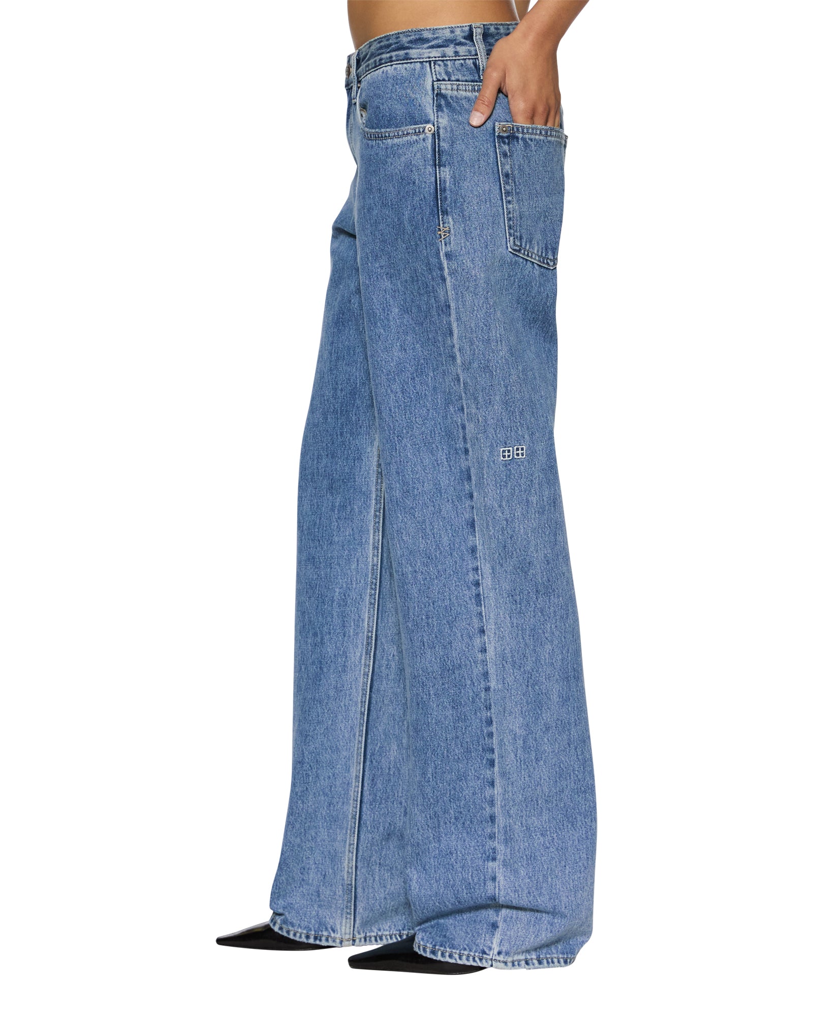 JEANS_LOWRIDERHERITAGE_1460_1_2048x.jpg