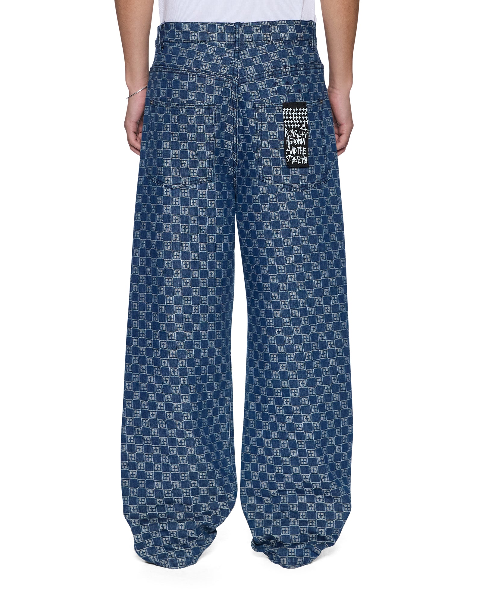 JEANS_MAXXKLASSIK_266_2048x.jpg