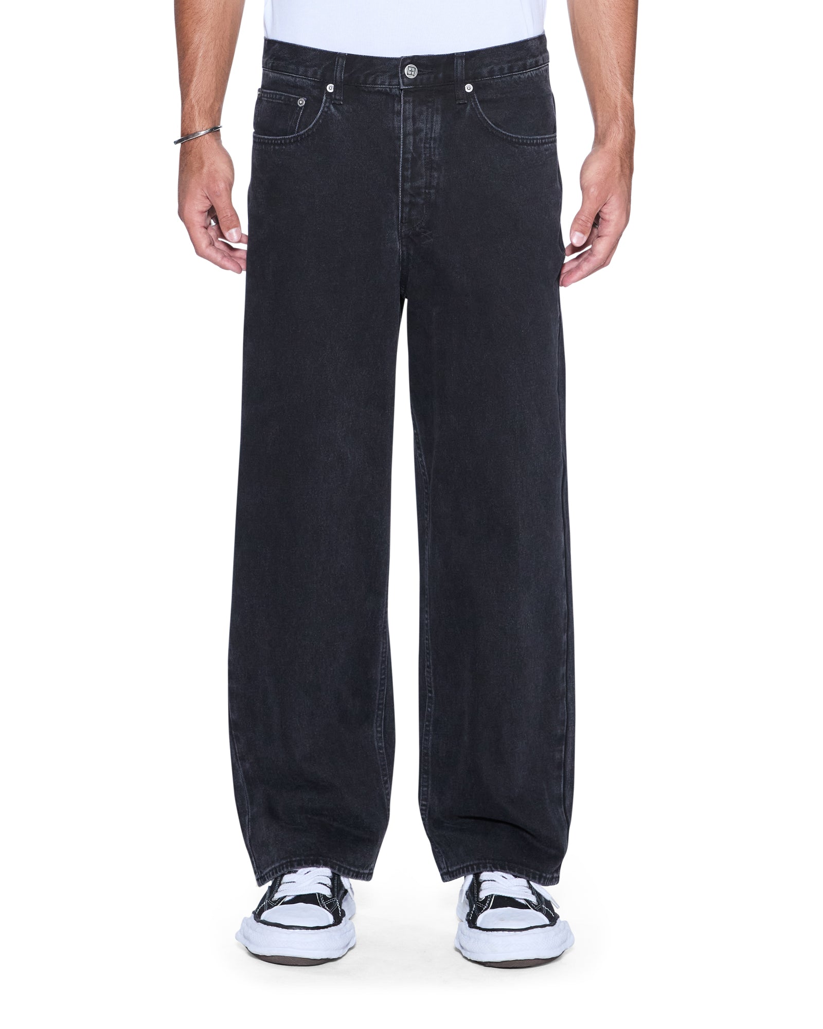 JEANS_MAXXNOIR_200-Recovered_2048x.jpg