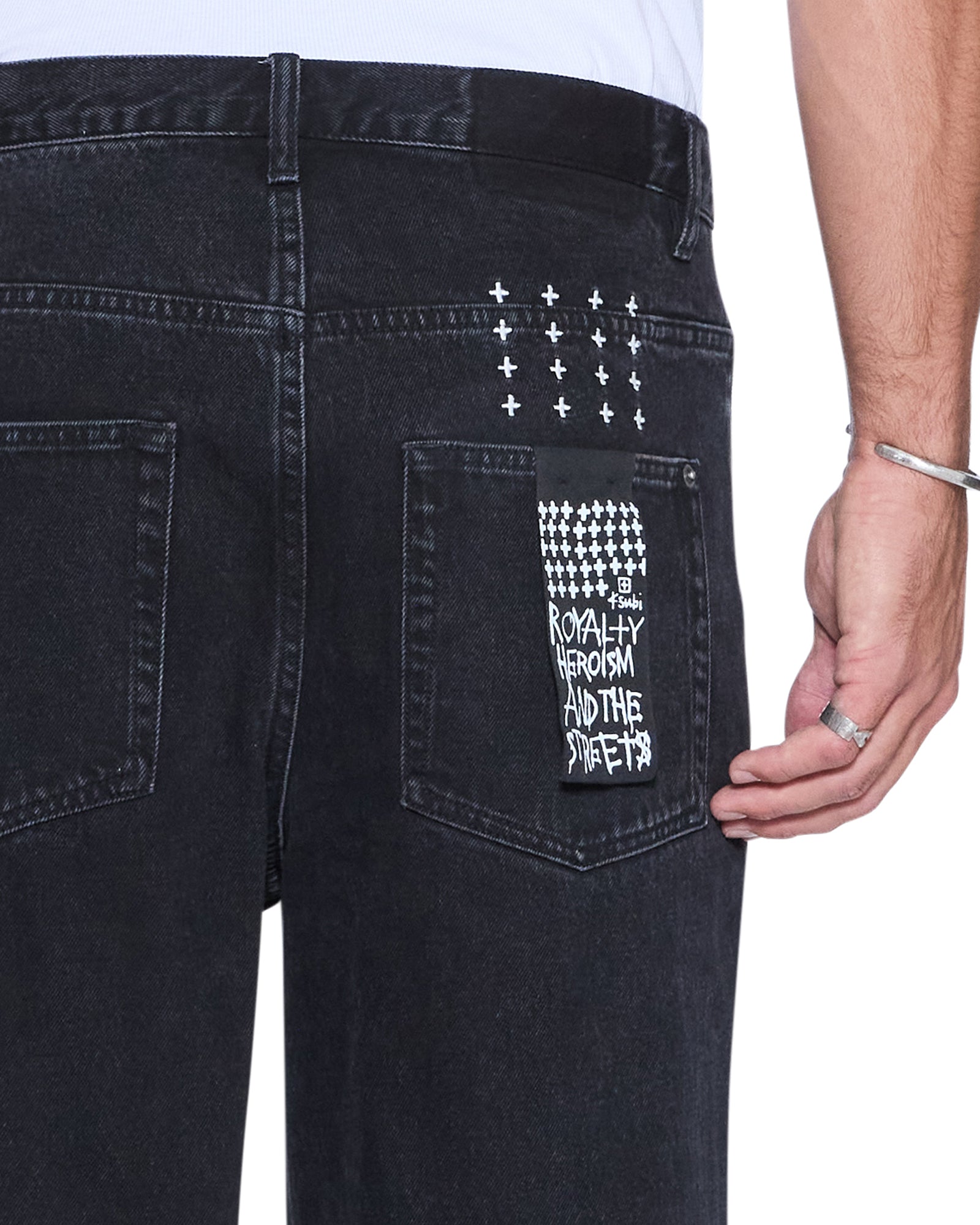 JEANS_MAXXNOIR_207_2048x.jpg