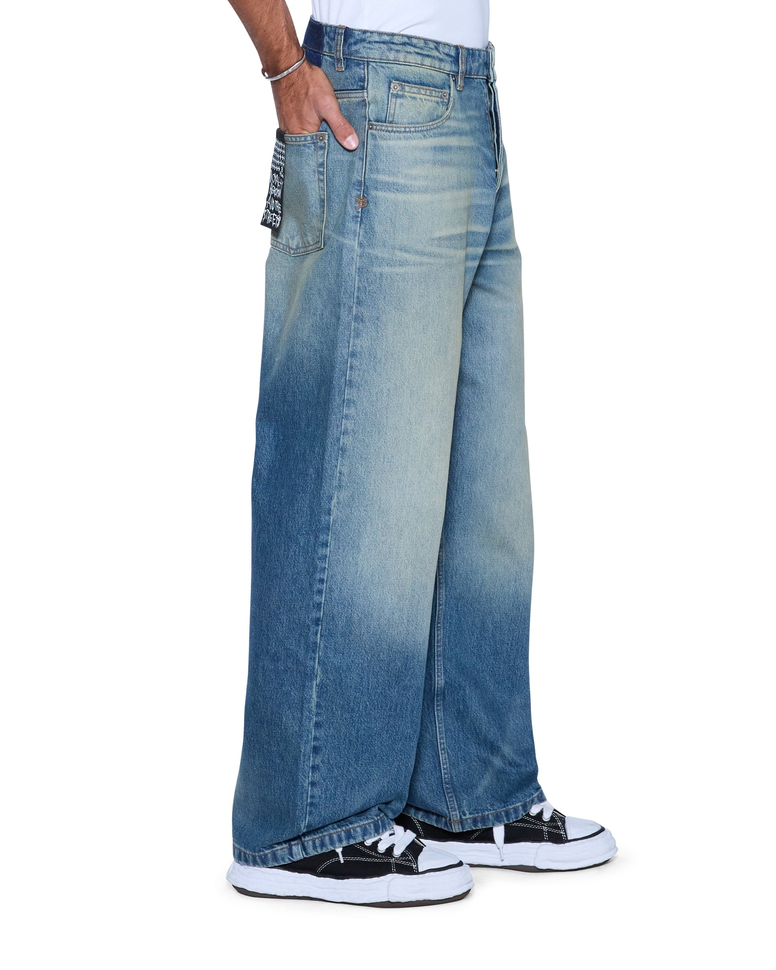 JEANS_MAXXPORTLANDBLUE_045_d59f5896-3ebf-410d-890d-46e3a9f70235_2048x.jpg
