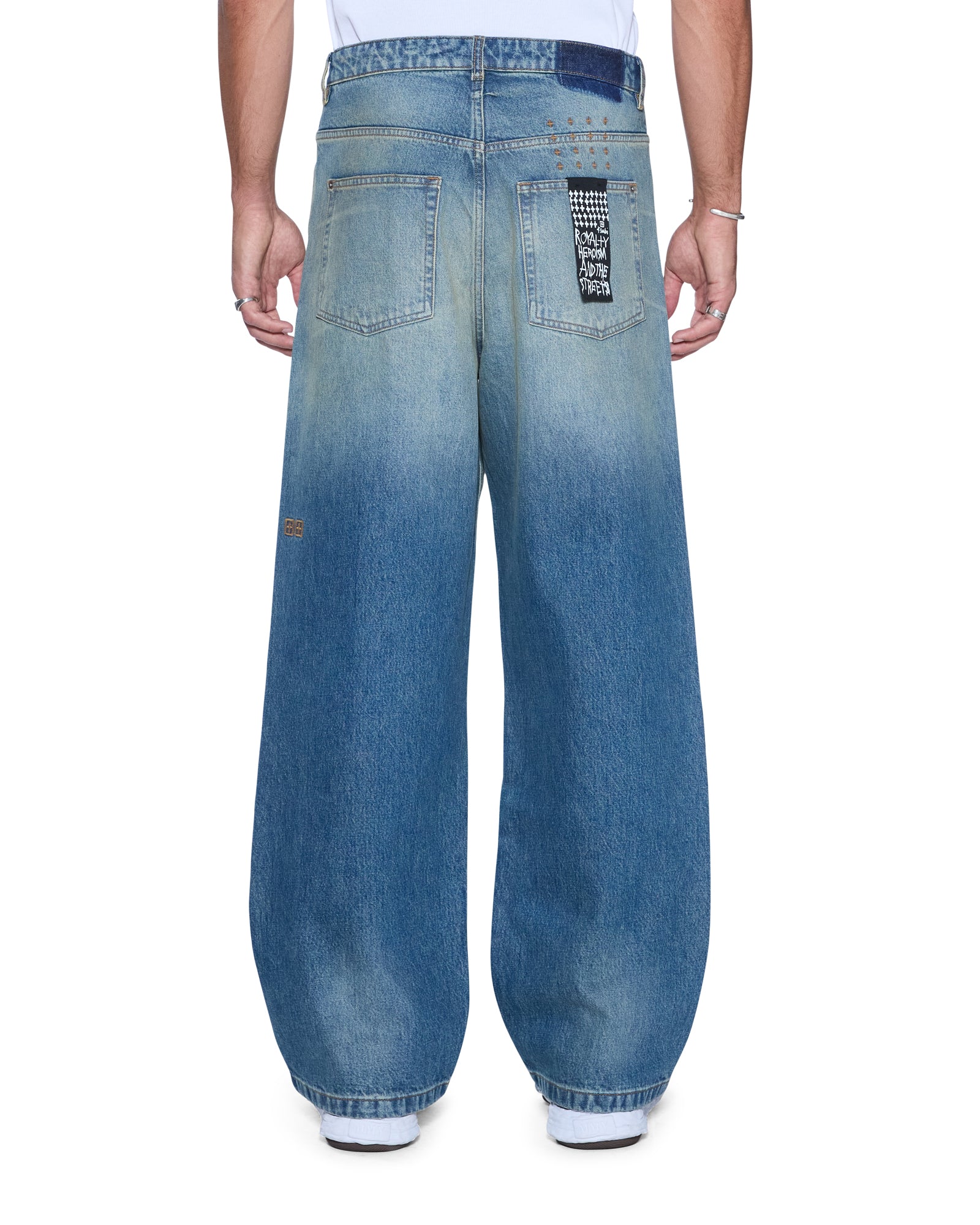 JEANS_MAXXPORTLANDBLUE_047_aeb15d1a-d0ad-4081-b17f-19e1caef0725_2048x.jpg