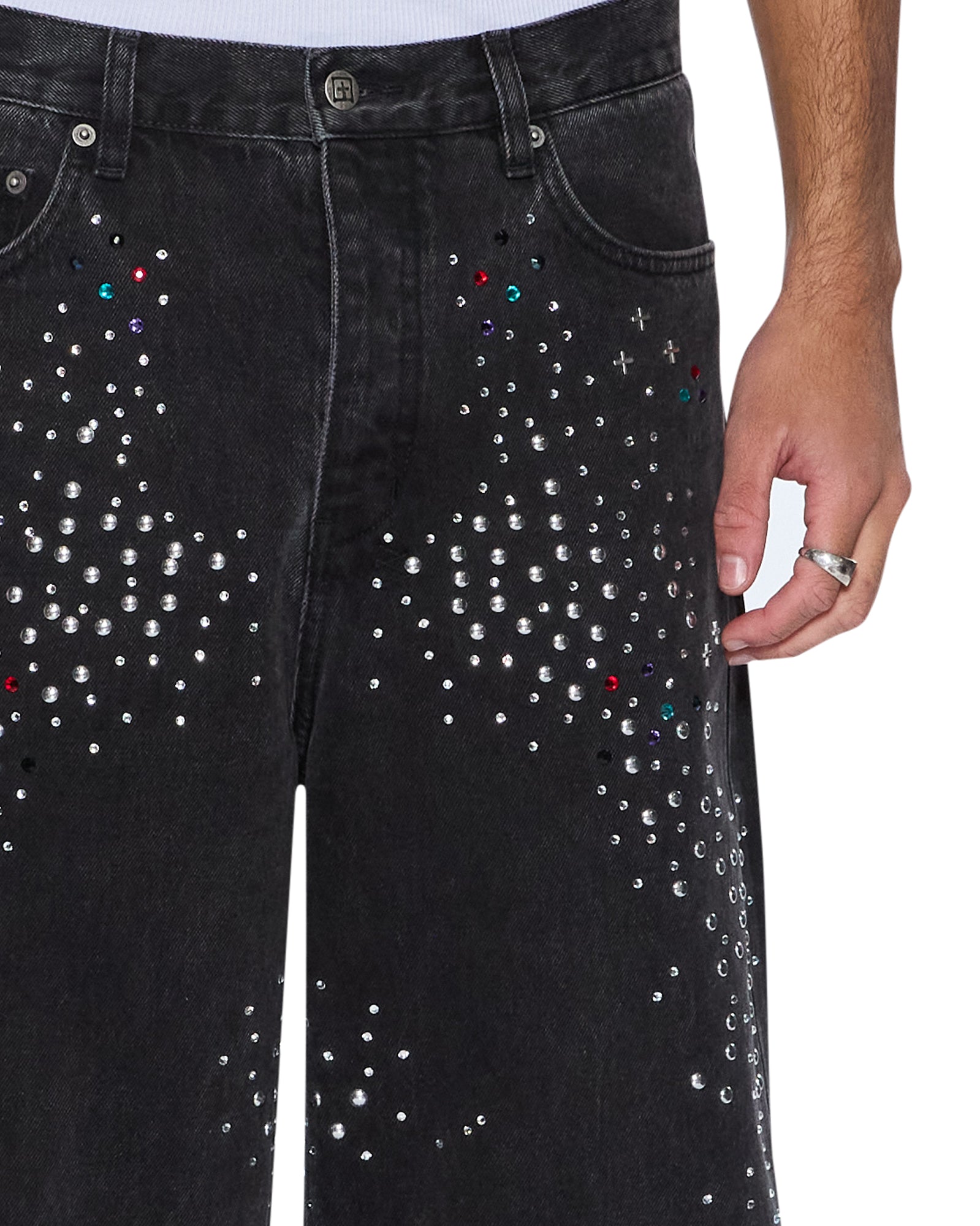 JEANS_MAXXRENAISSANCE_1107_2048x.jpg