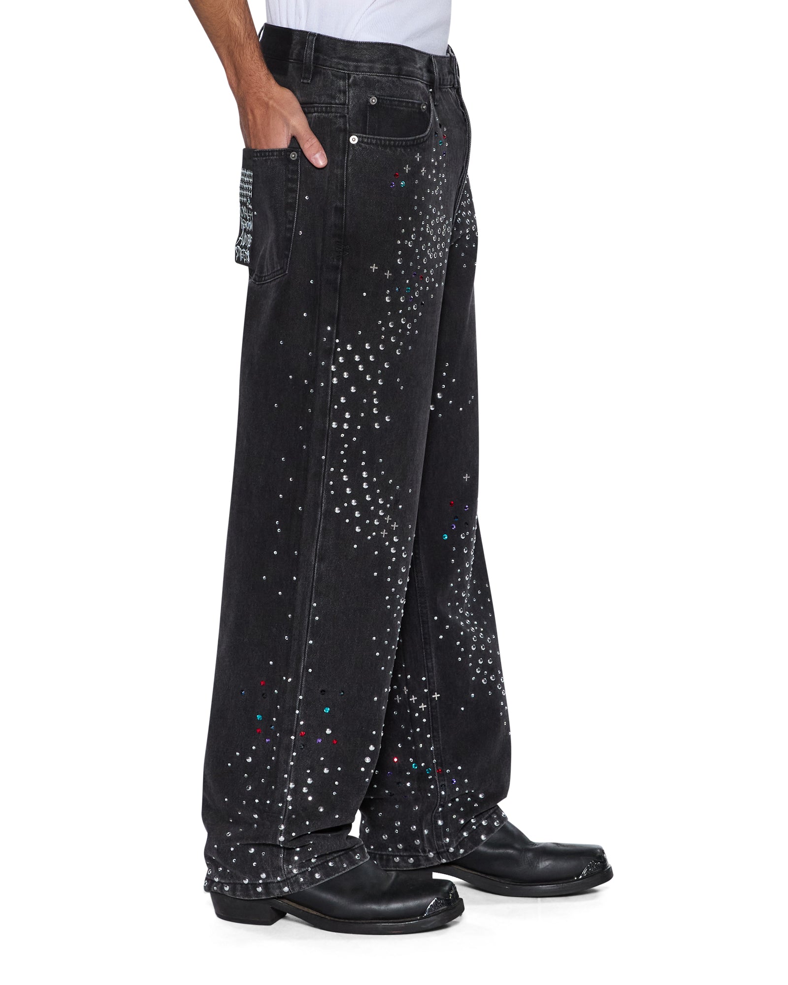 JEANS_MAXXRENAISSANCE_1109_2048x.jpg