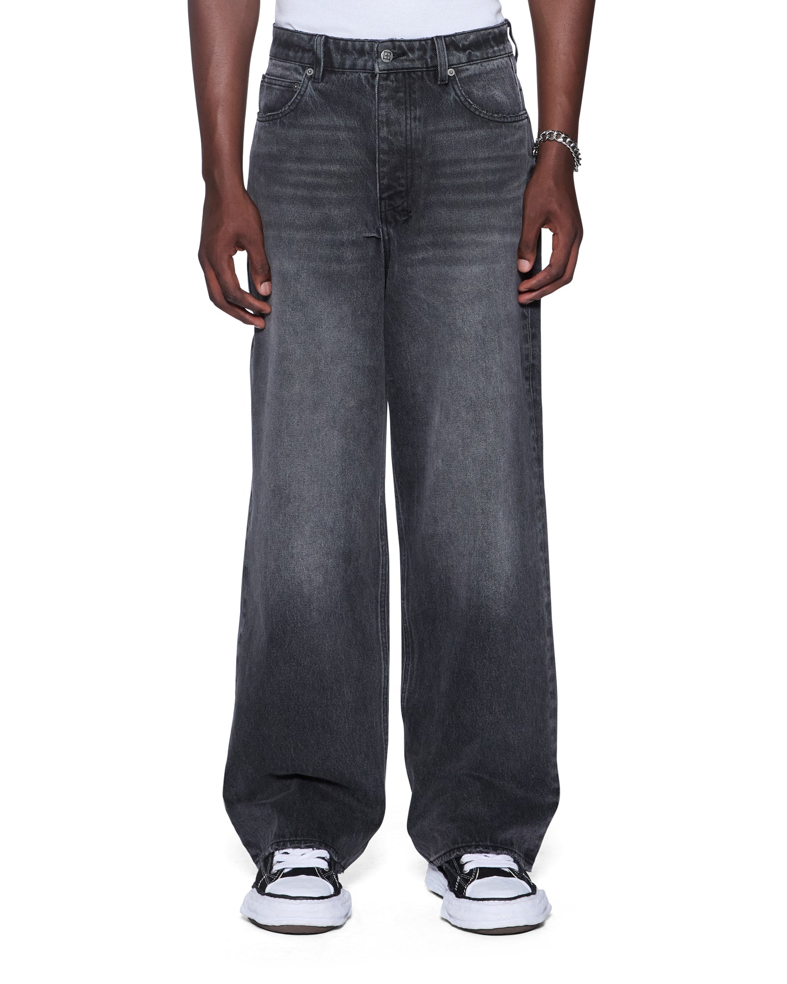 JEANS_MAXXVILLIANGREY_822_2048x.jpg