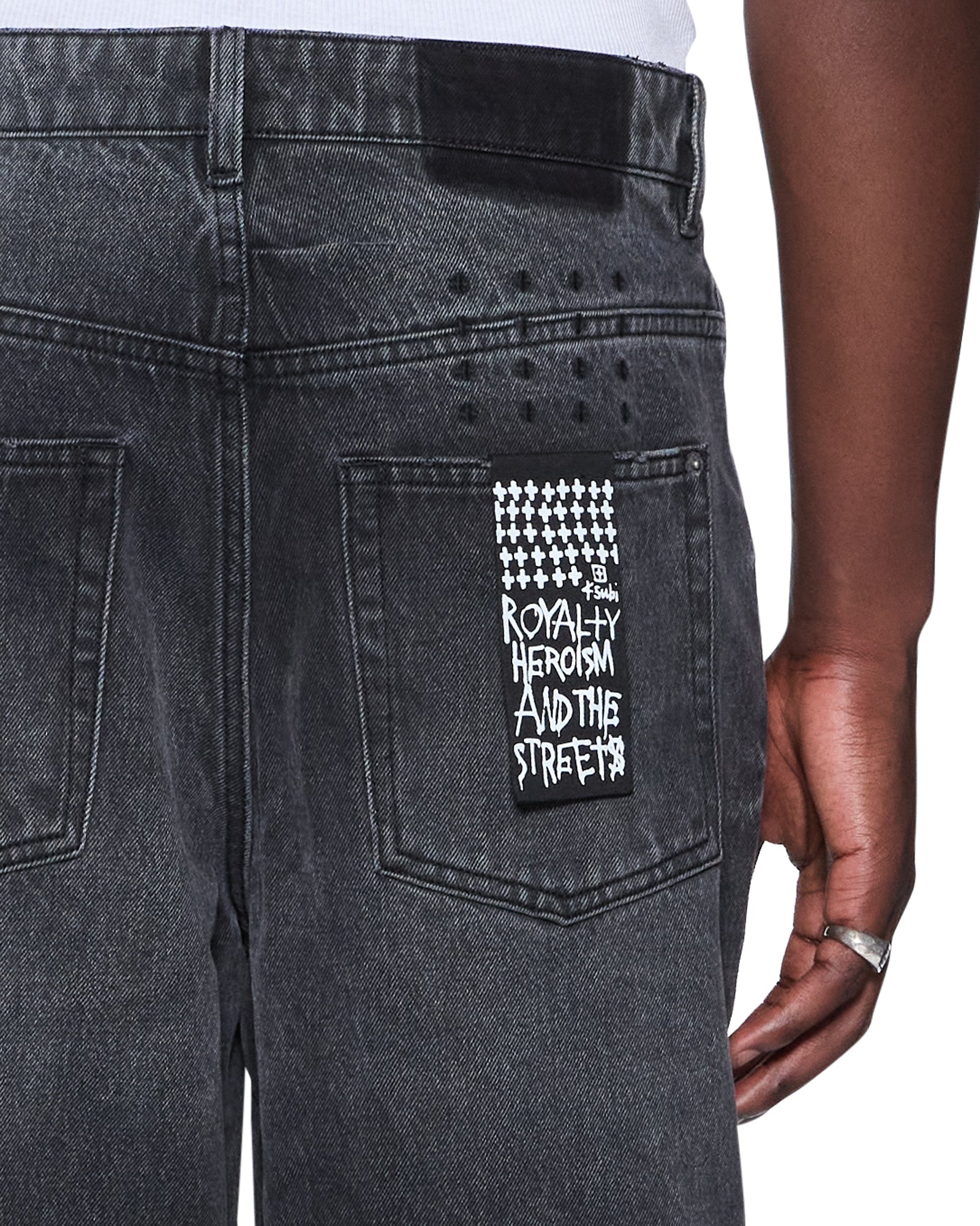 JEANS_MAXXVILLIANGREY_827_2048x.jpg