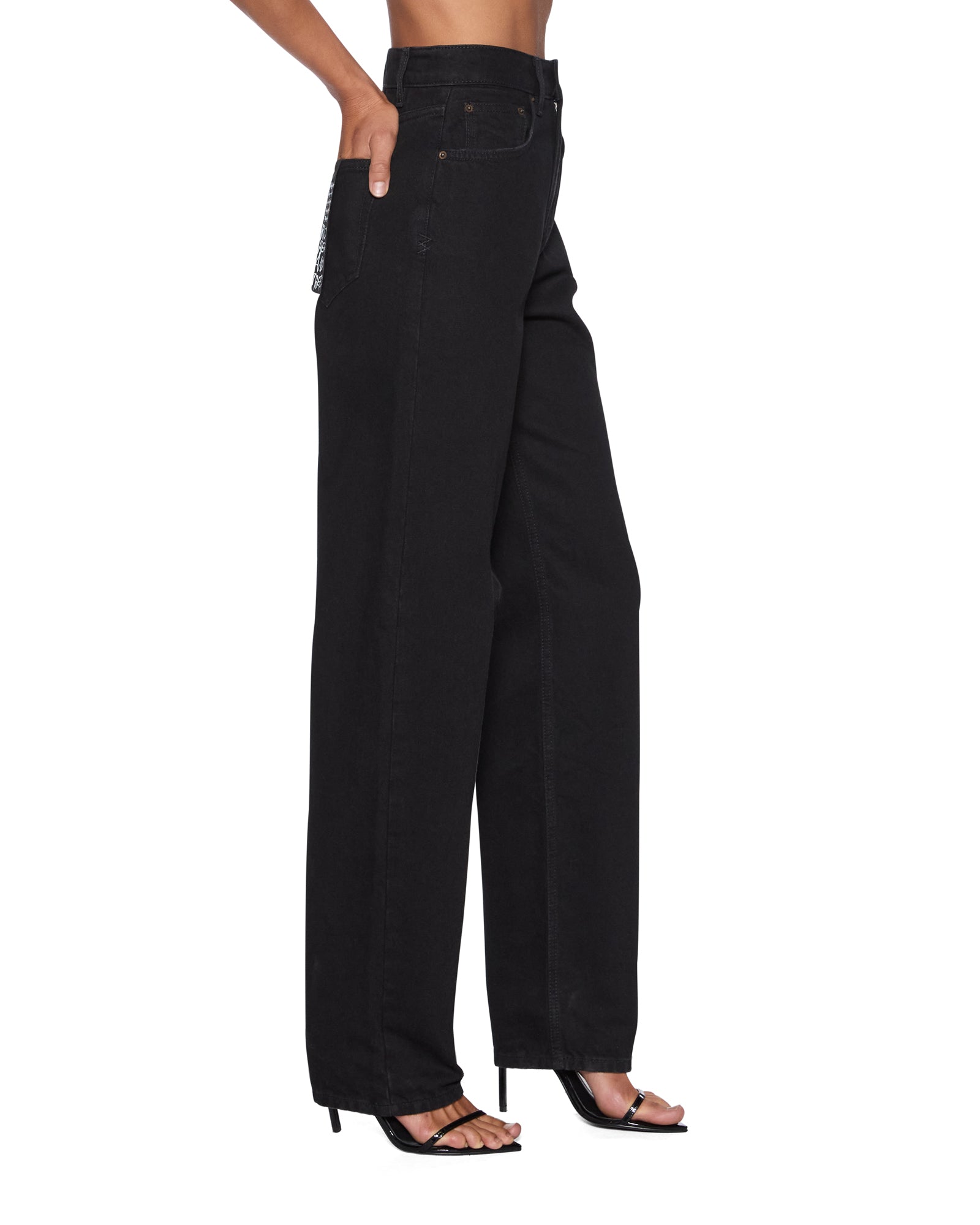 JEANS_PLAYBACKSTEALTH_251_2048x.jpg