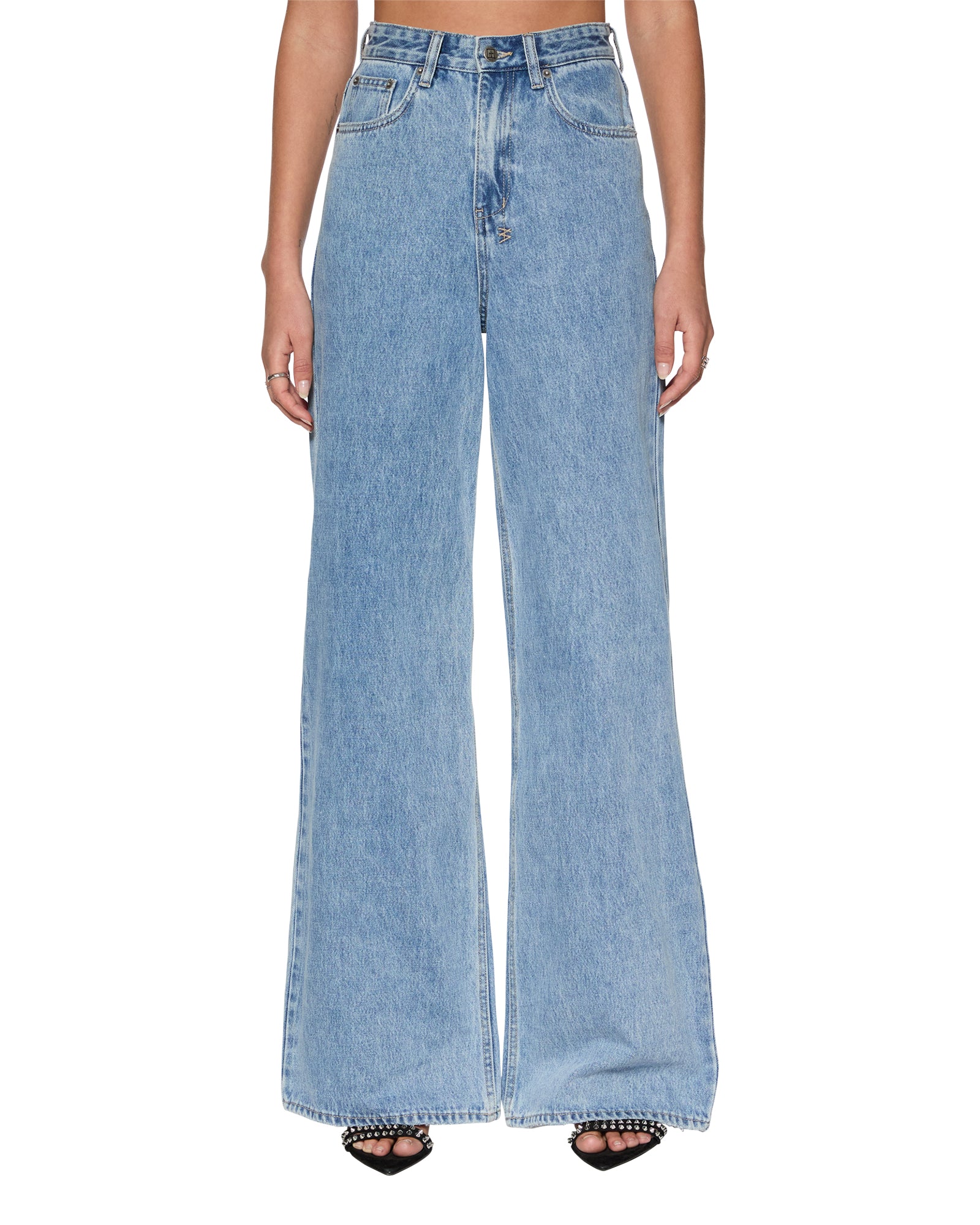 JEANS_STRIDERAUTHENTIK_1729_2048x.jpg