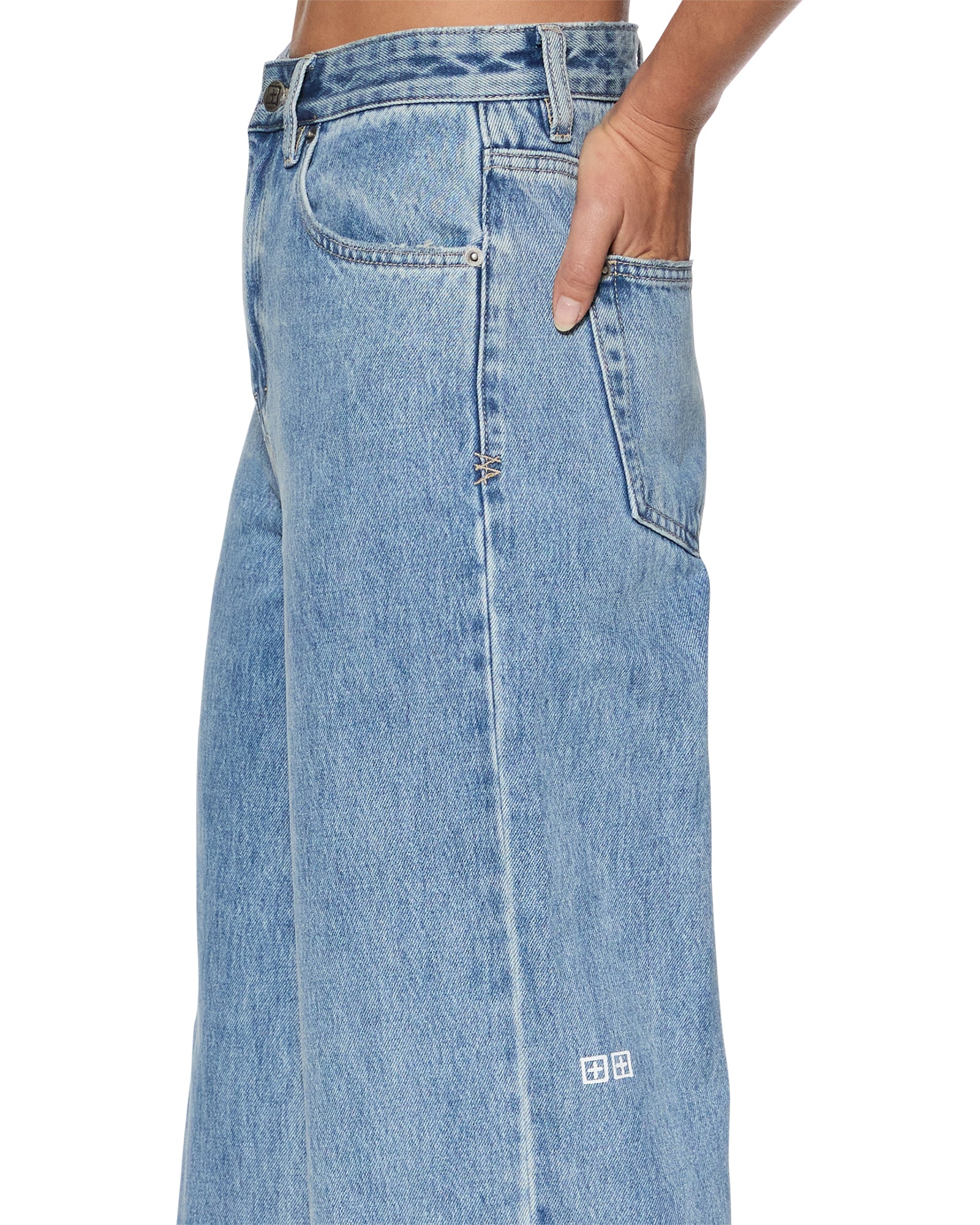 JEANS_STRIDERAUTHENTIK_1732_2048x.jpg
