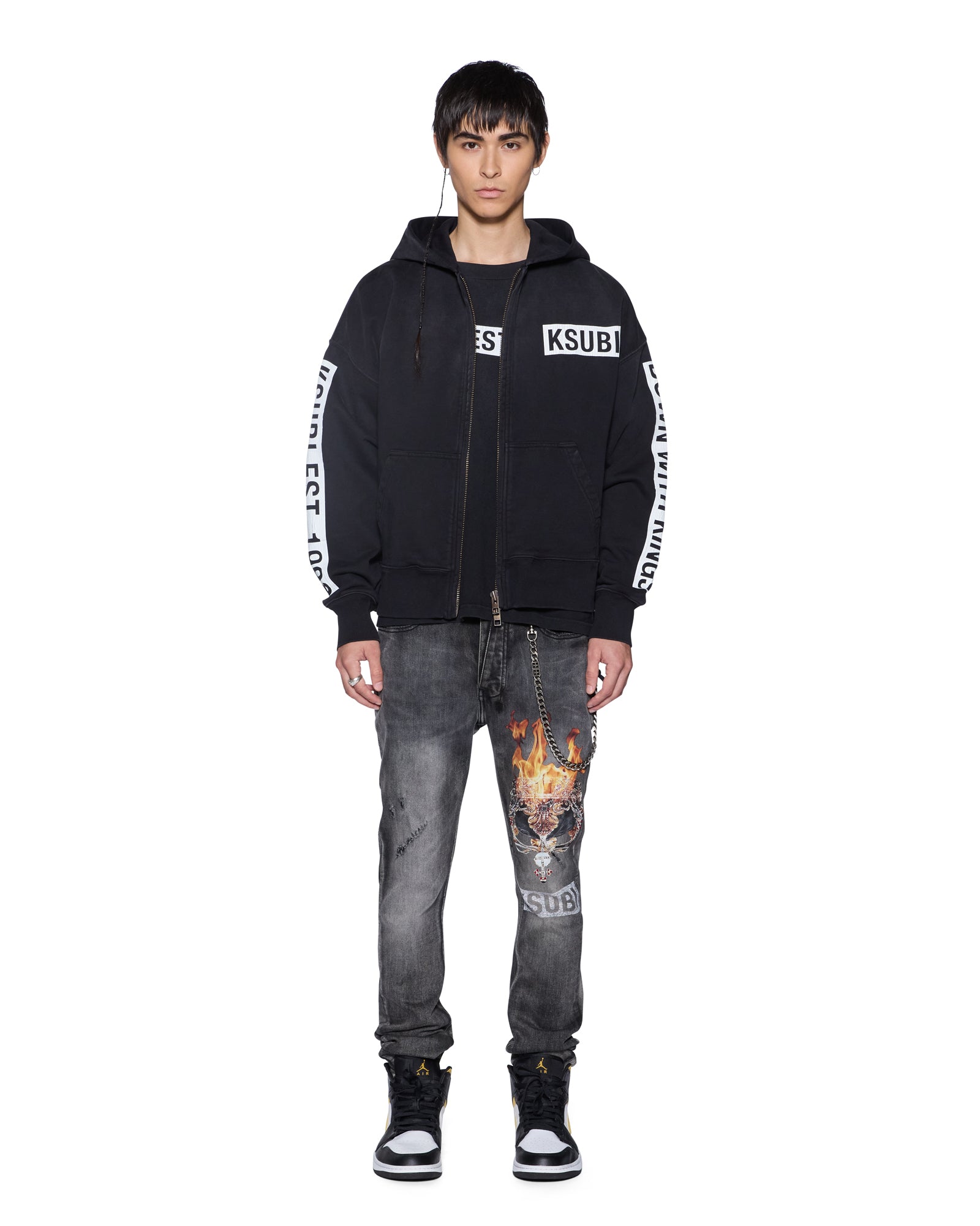 JEANS_VANWINKLEASHERKINGS_138_2048x.jpg