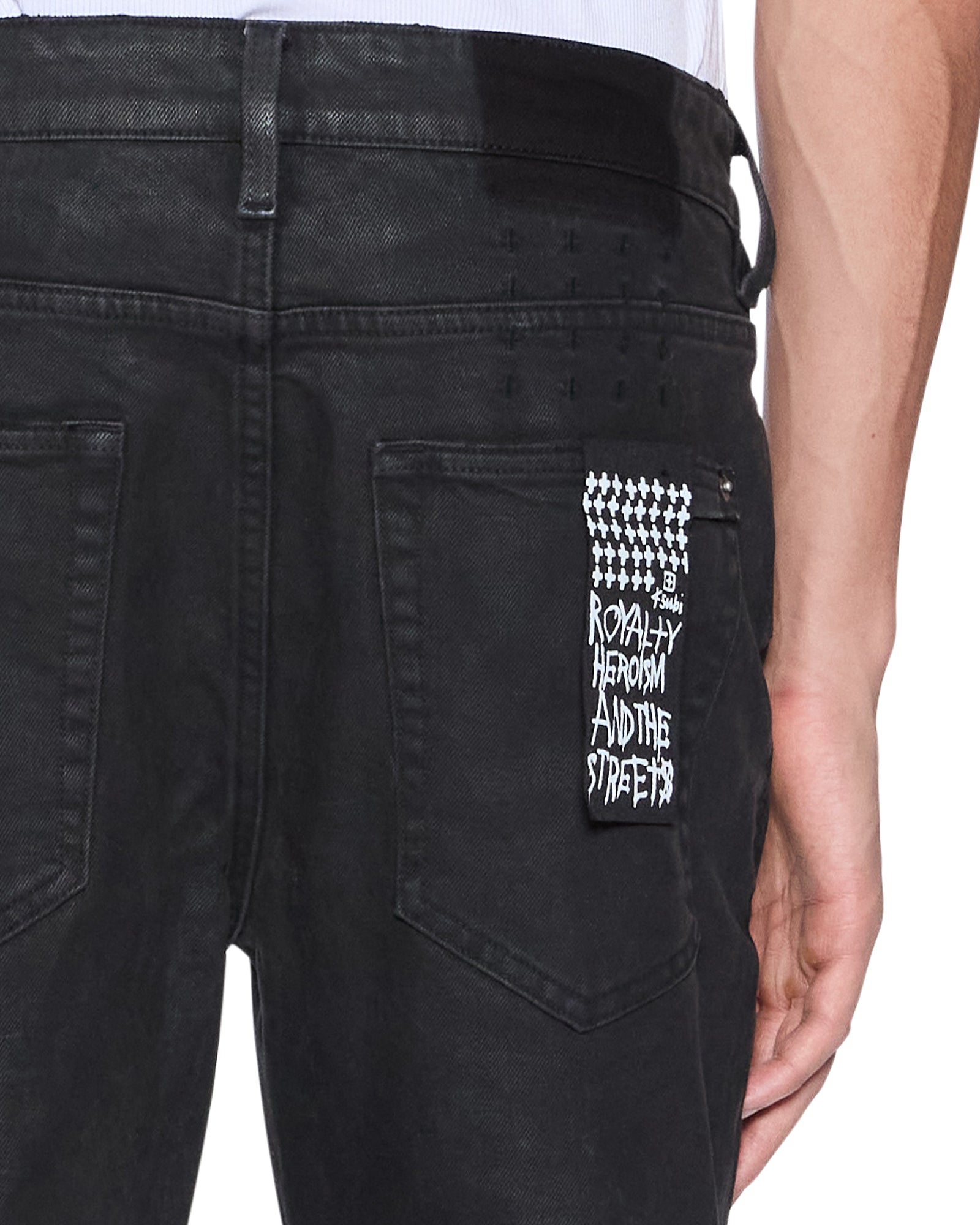 JEANS_VANWINKLEBACKSTAGEBLACKKRAFTWERK_030_2048x.jpg