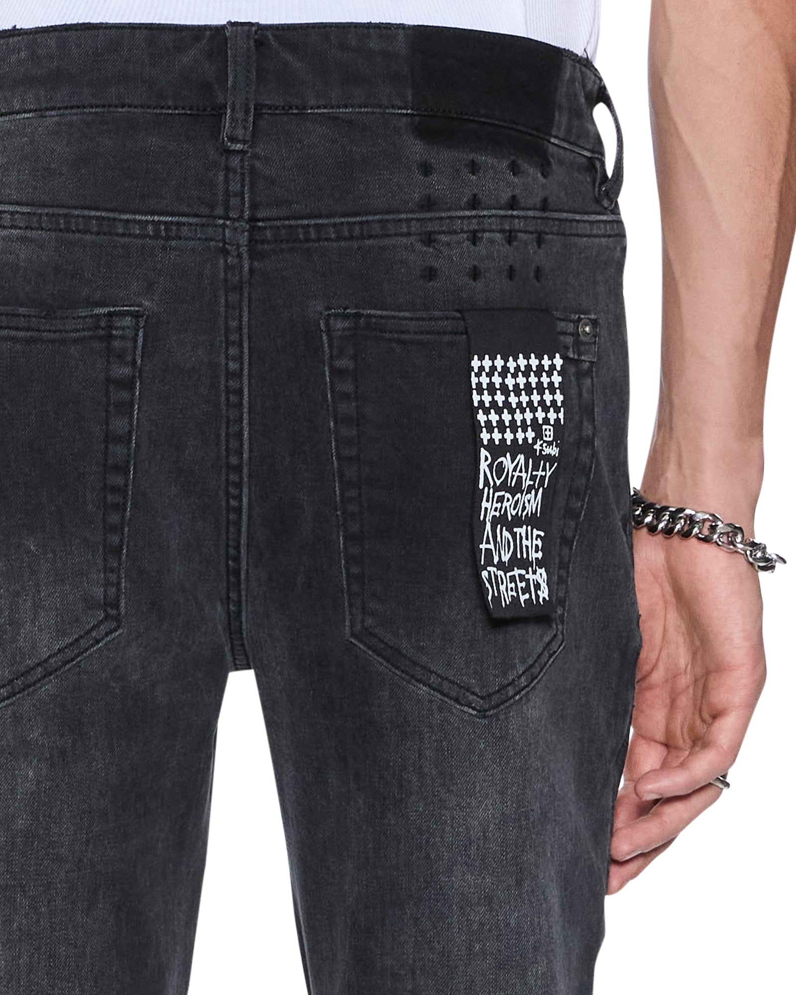 JEANS_VANWINKLEBLACKKMETAL_0751_2048x.jpg