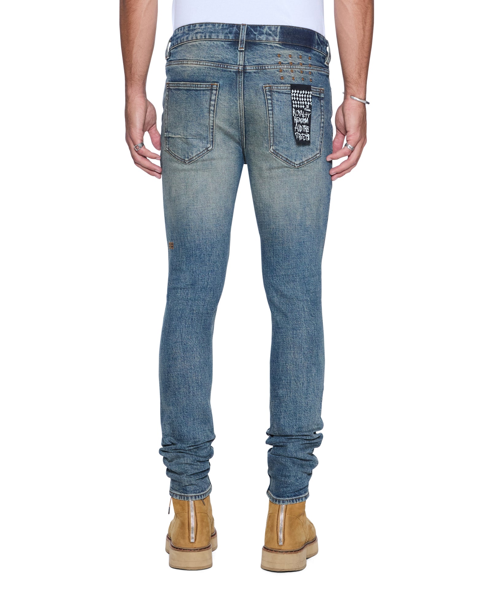 JEANS_VANWINKLERE-UPBLUE_095_c2eaa0c8-d5bb-4de8-a900-6a7096bd9510_2048x.jpg