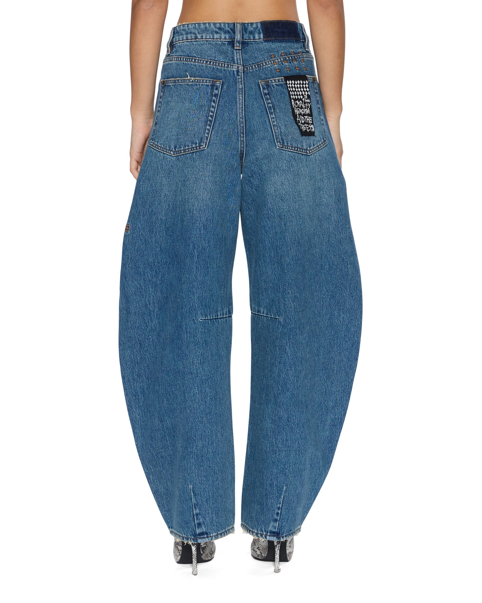 JEAN_BARRELJEANAGED_433_2048x.jpg