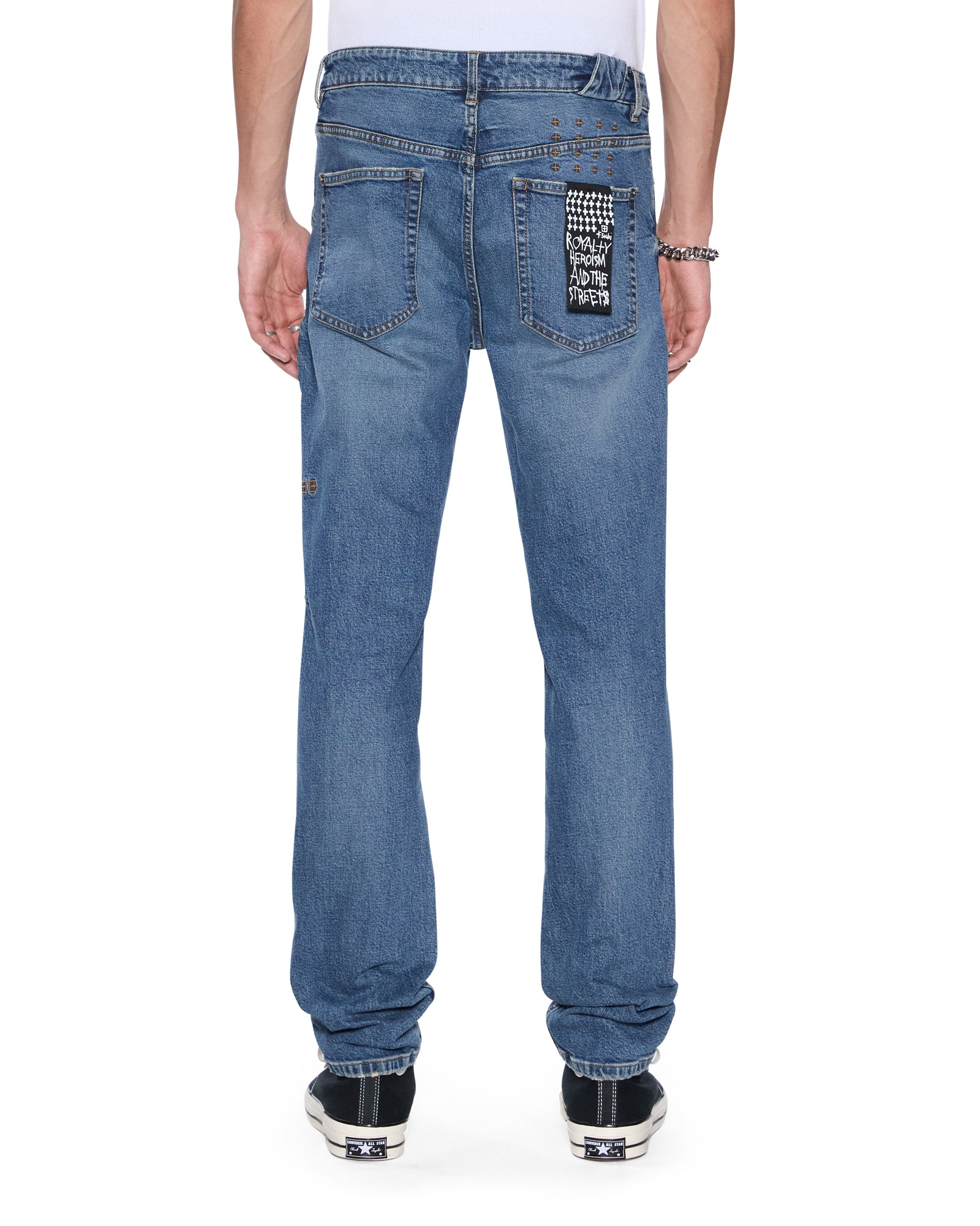 JEAN_CHGITCH_RELIK_484_2048x.jpg