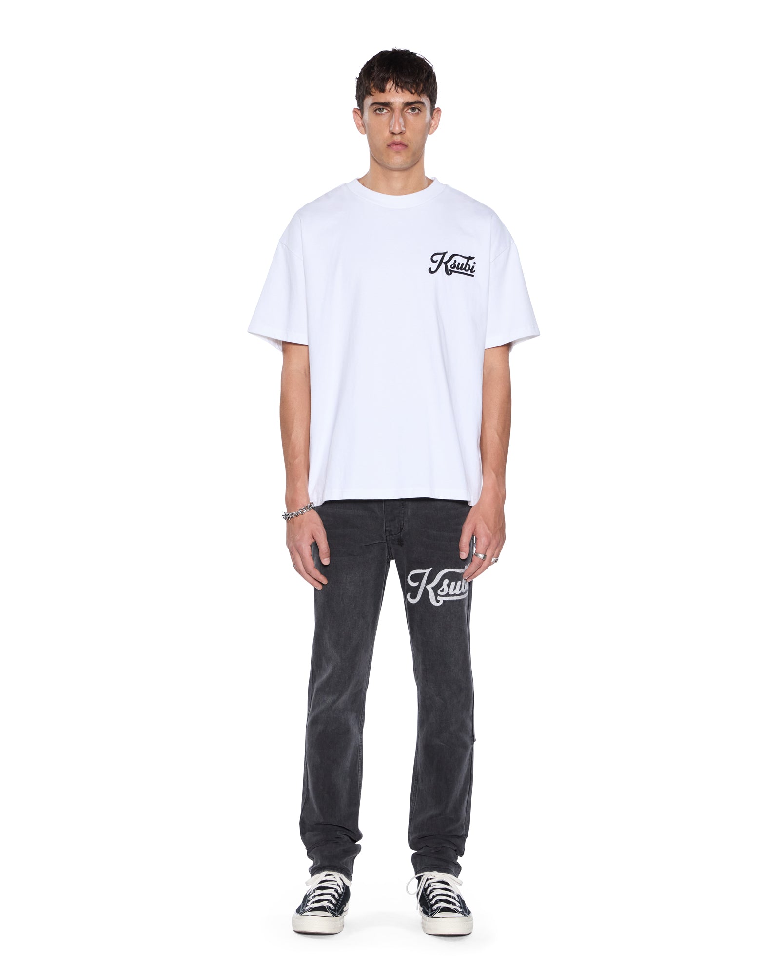 JEAN_CHITCH_POWDERGREY_OUTFIELD_523_2048x.jpg