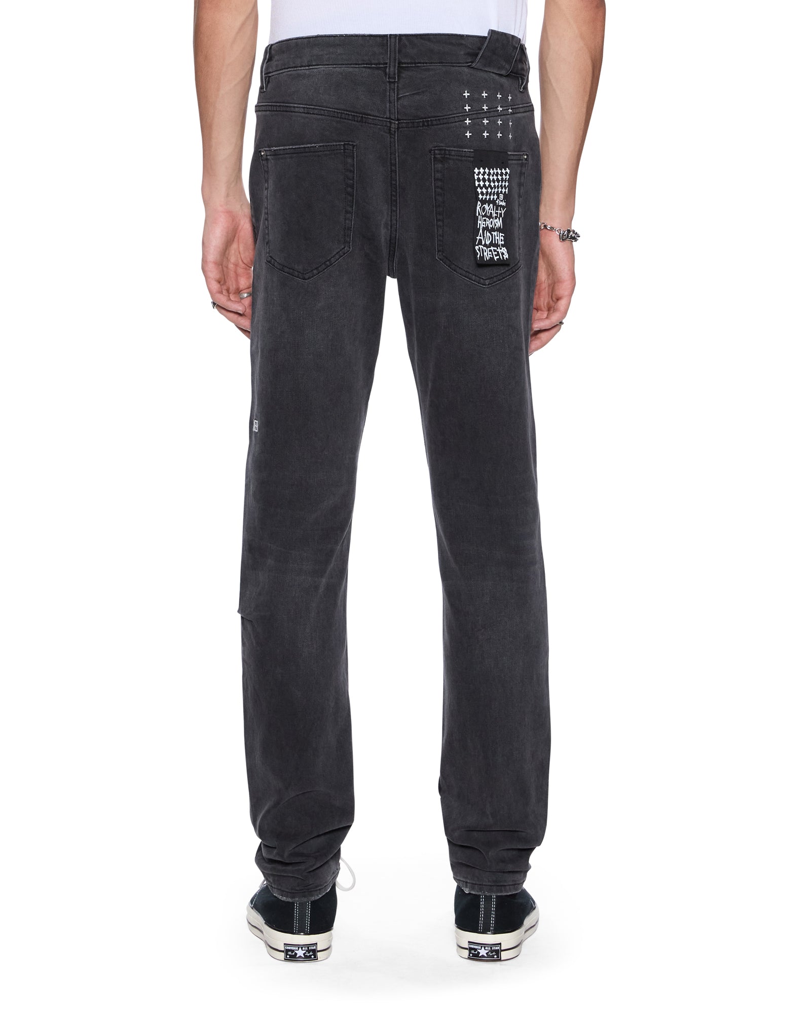 JEAN_CHITCH_POWDERGREY_OUTFIELD_536_2048x.jpg