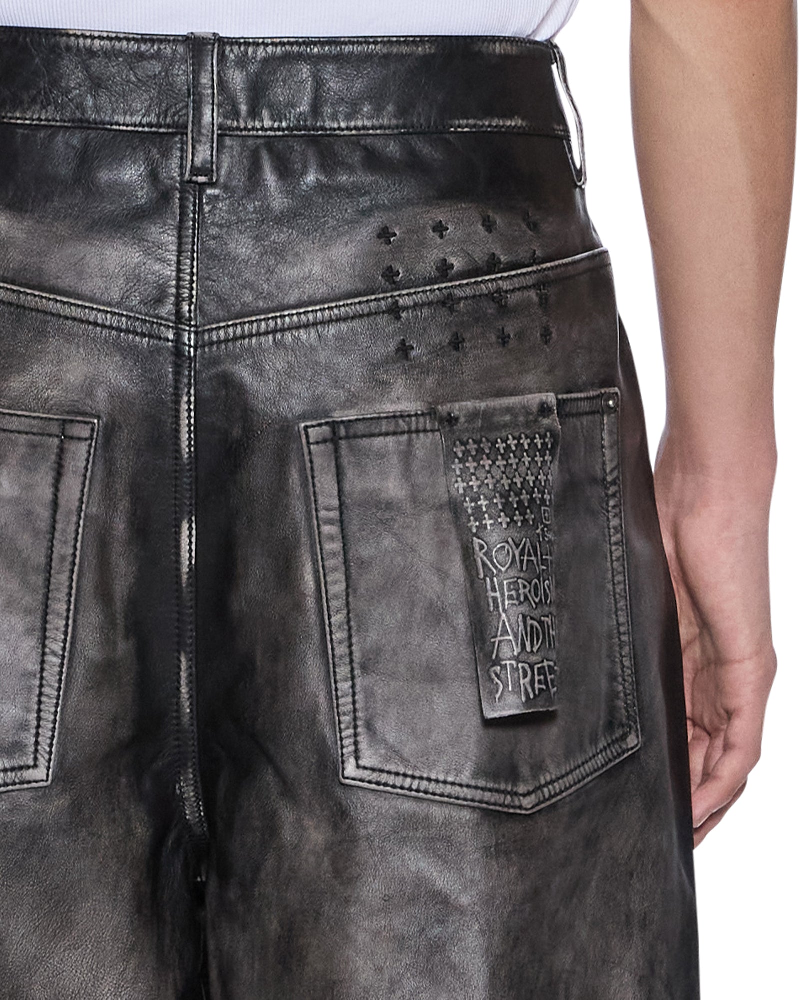 JEAN_MAXX_LEATHERBLK_11041_2048x.jpg