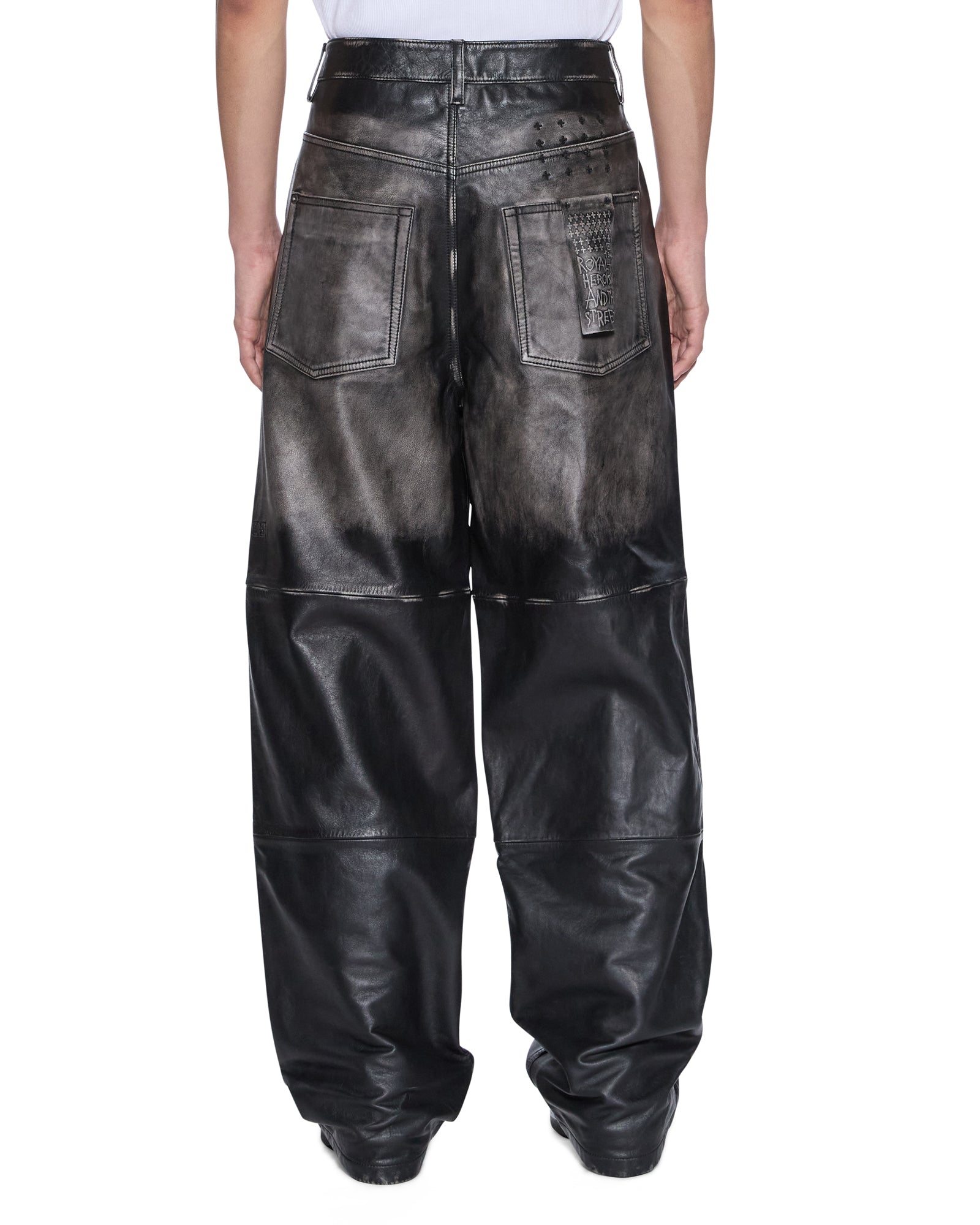 JEAN_MAXX_LEATHERBLK_1104_2048x.jpg