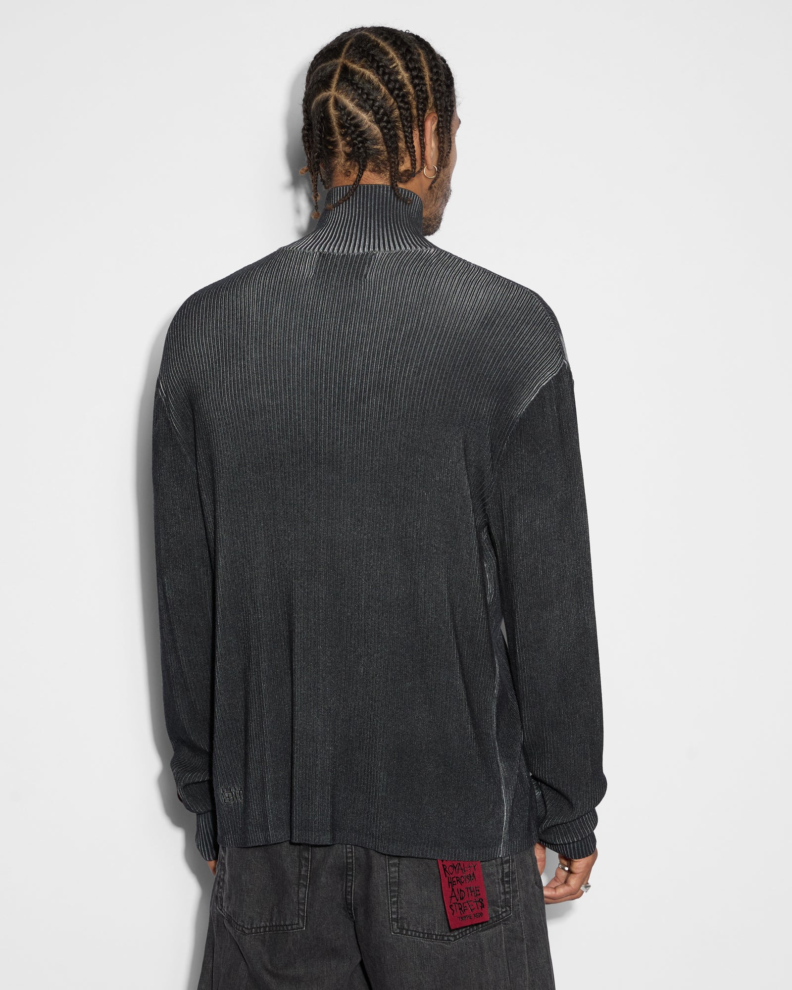KNIT_TrippieKnitBlack_1808_2048x.jpg